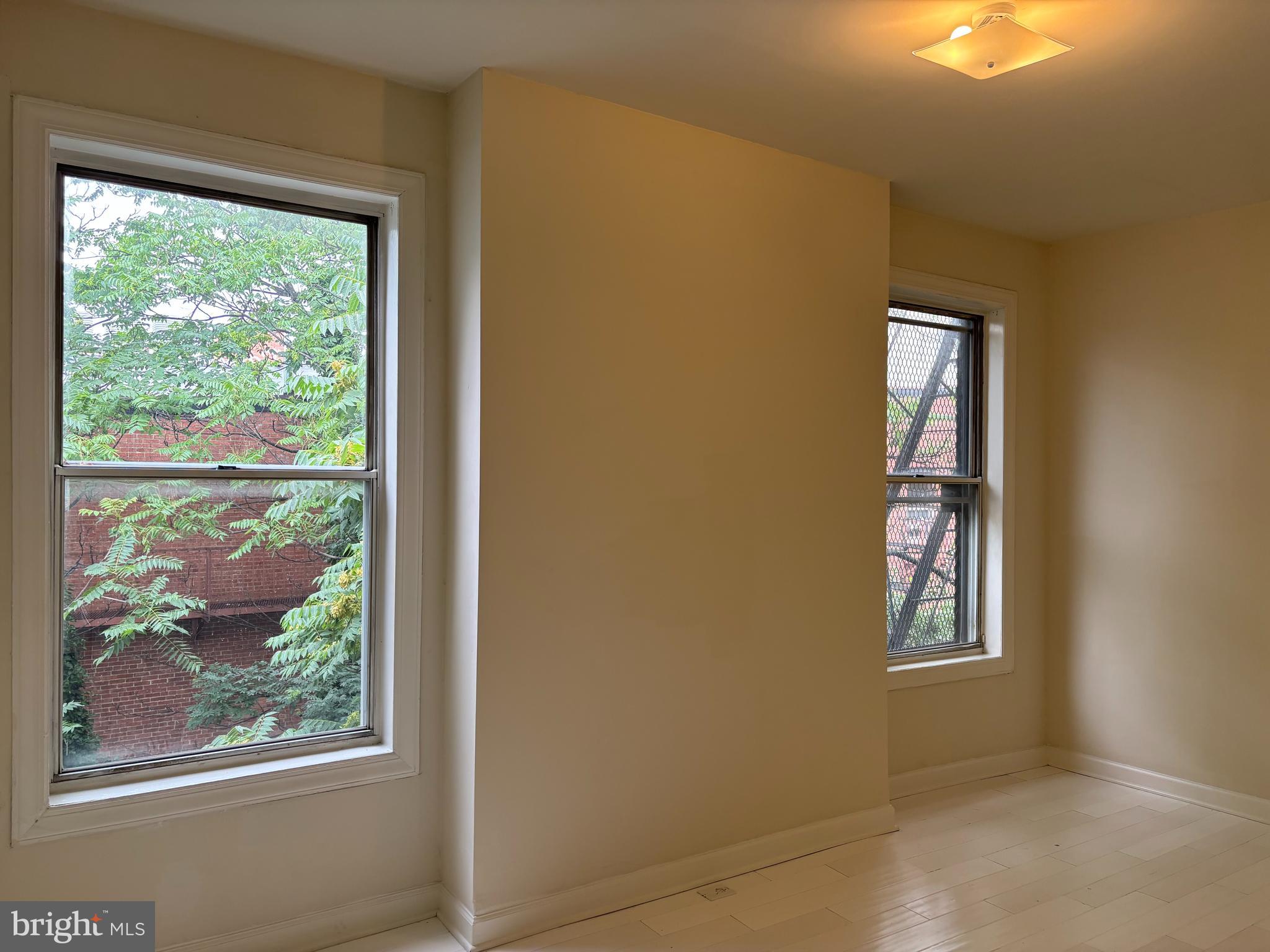 MOUNT VERNON PLACE HISTORIC DISTRICT - Residential Lease