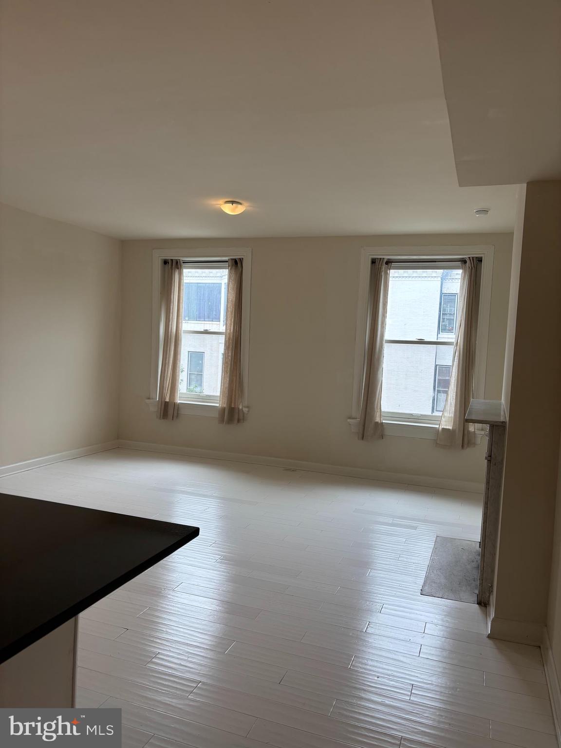 MOUNT VERNON PLACE HISTORIC DISTRICT - Residential Lease