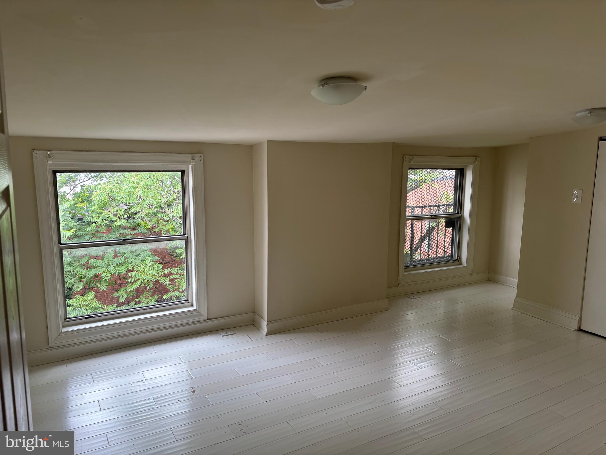 MOUNT VERNON PLACE HISTORIC DISTRICT - Residential Lease