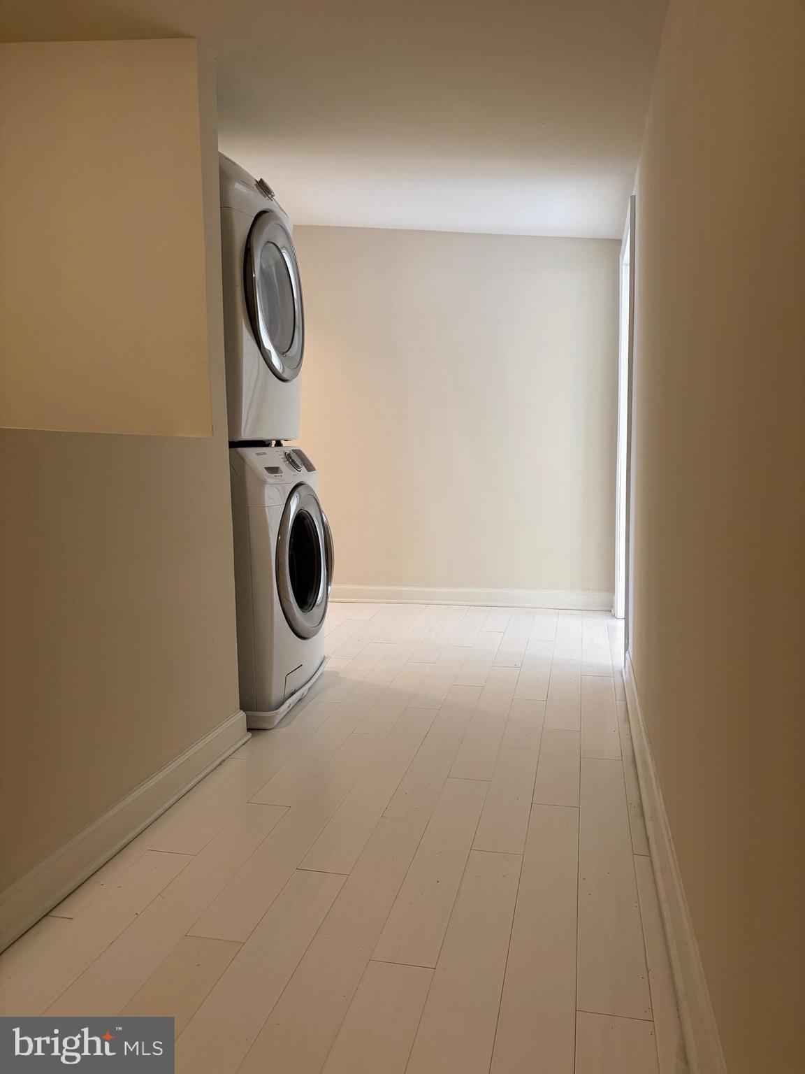 MOUNT VERNON PLACE HISTORIC DISTRICT - Residential Lease