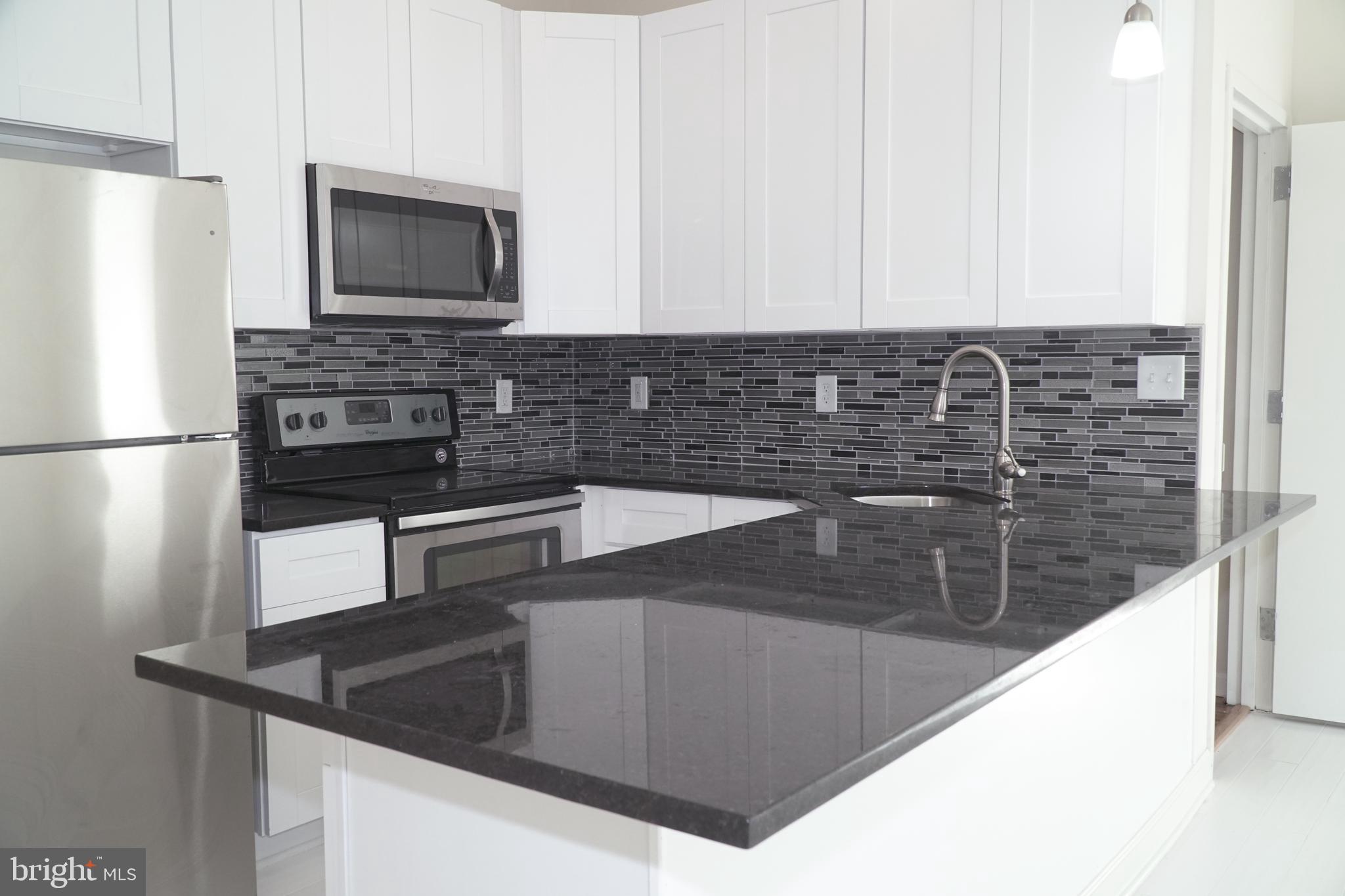 MOUNT VERNON PLACE HISTORIC DISTRICT - Residential Lease