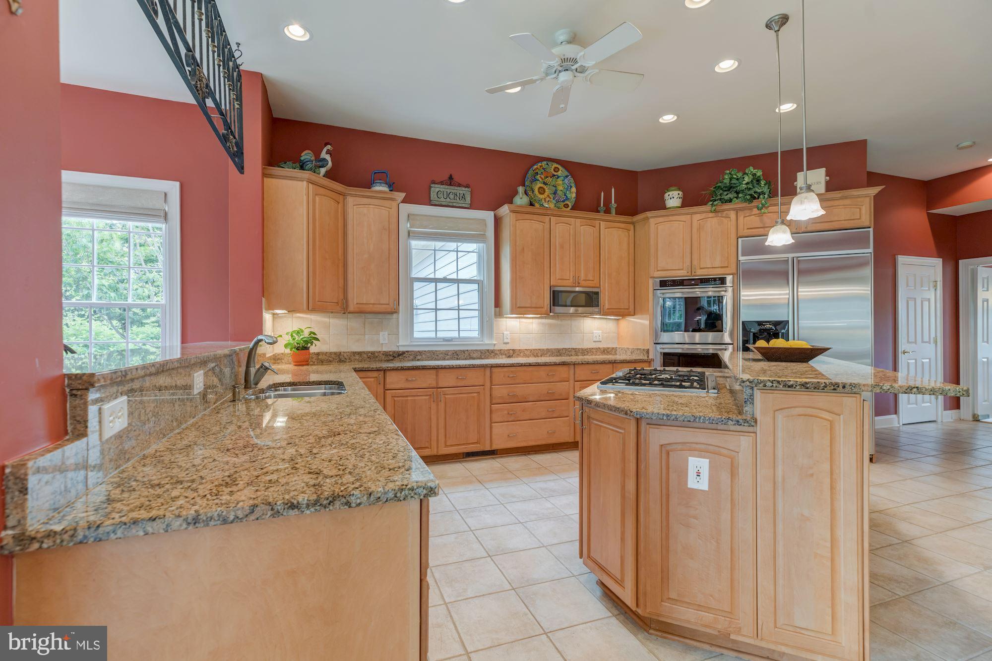 SENECA HIGHLANDS - Residential