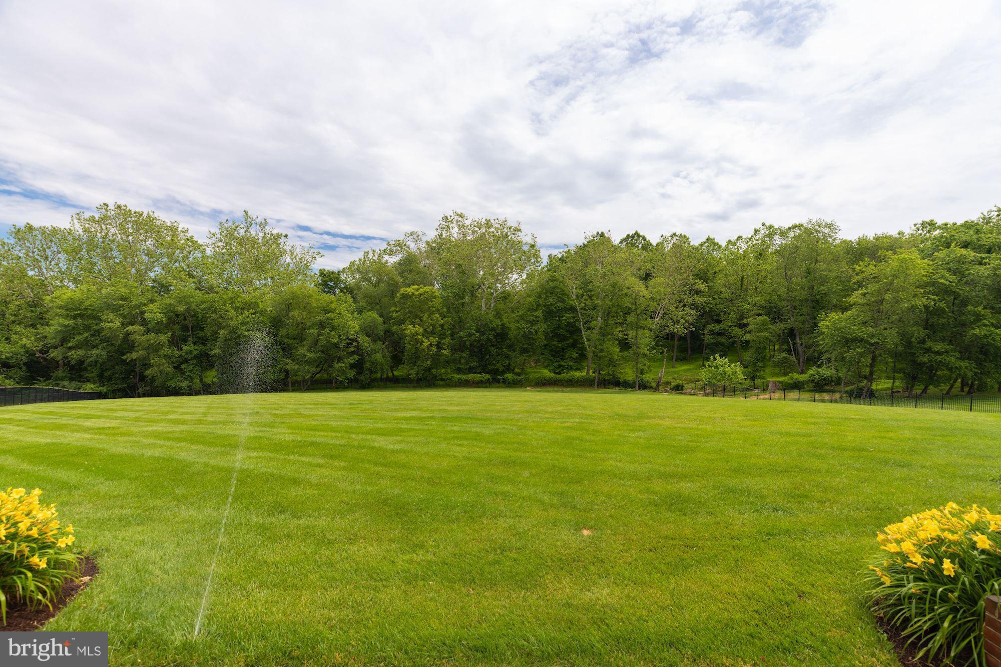 SENECA HIGHLANDS - Residential