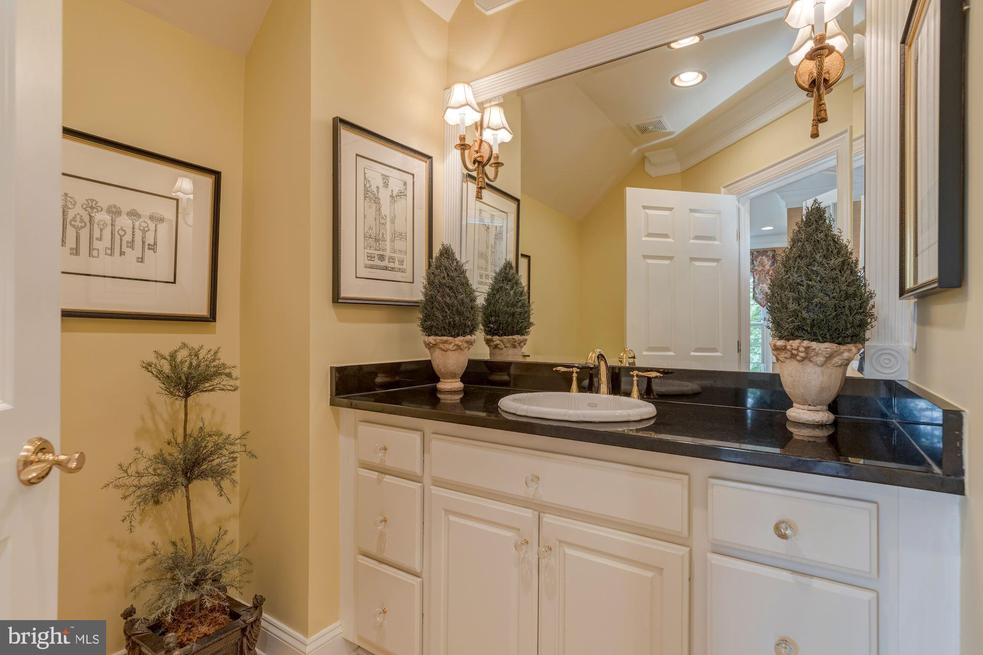 SENECA HIGHLANDS - Residential