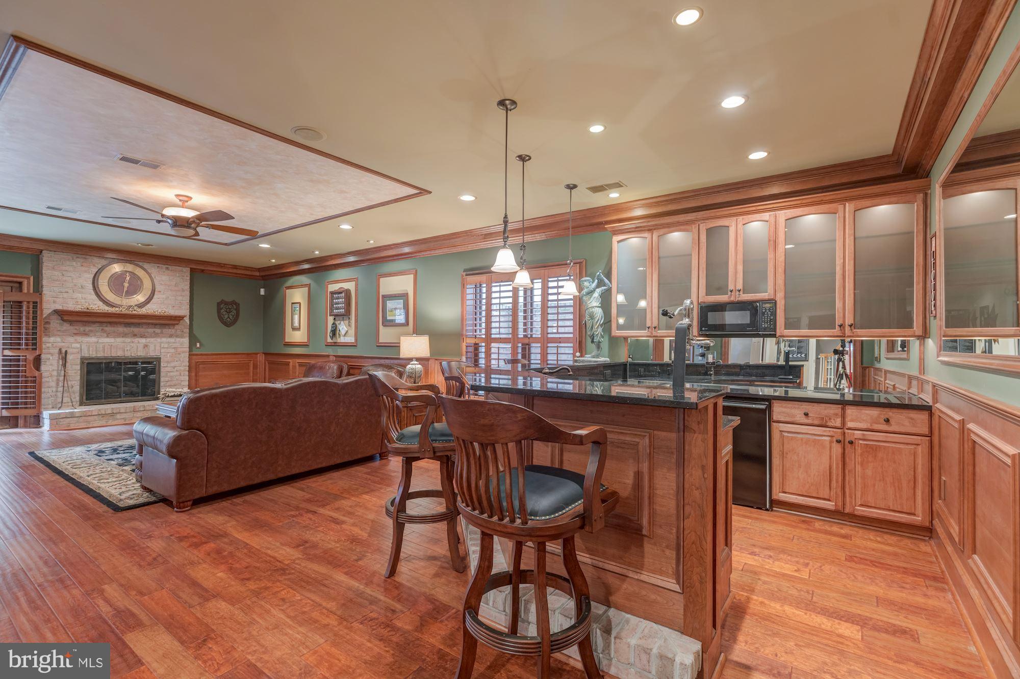 SENECA HIGHLANDS - Residential