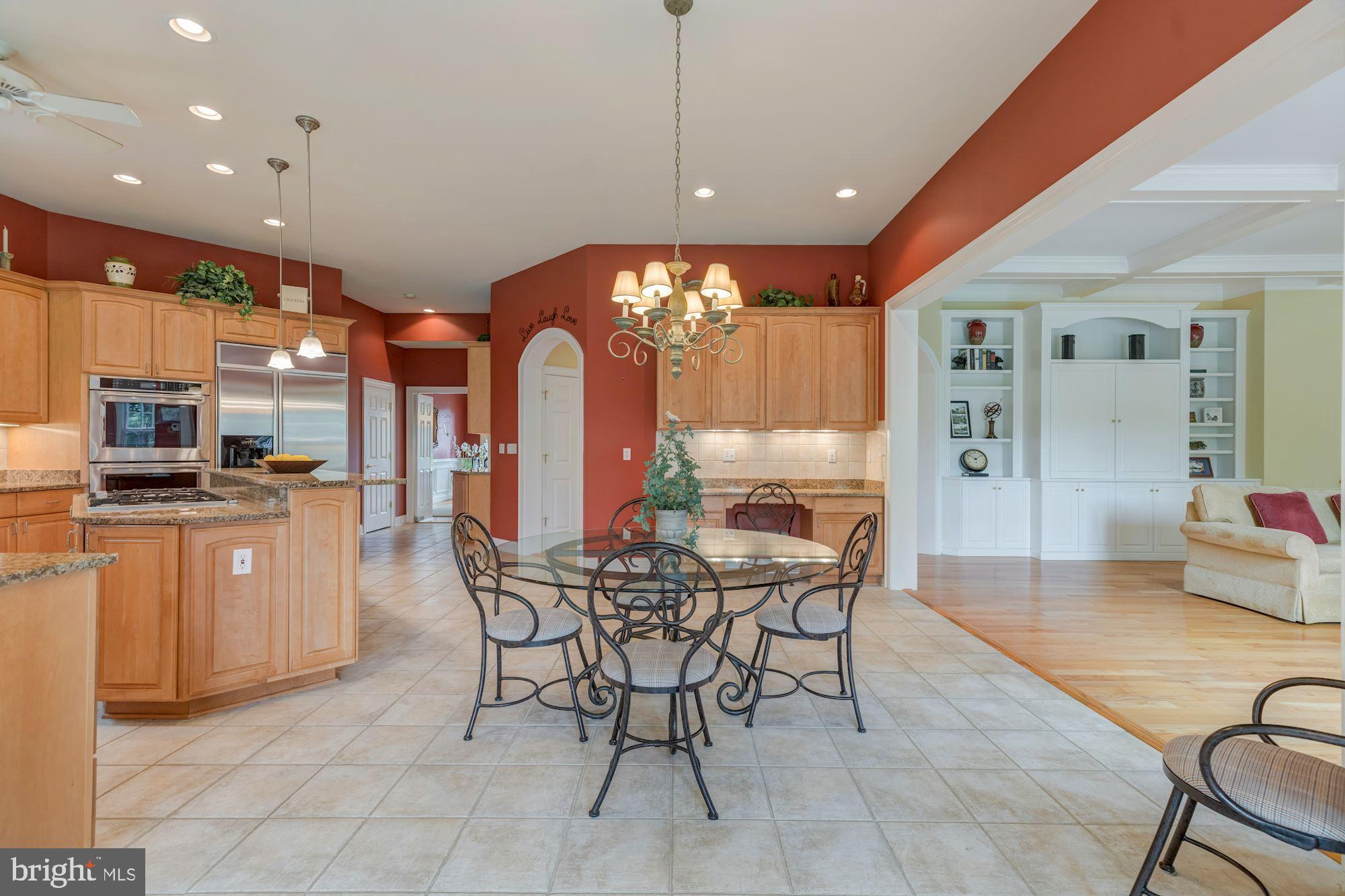 SENECA HIGHLANDS - Residential