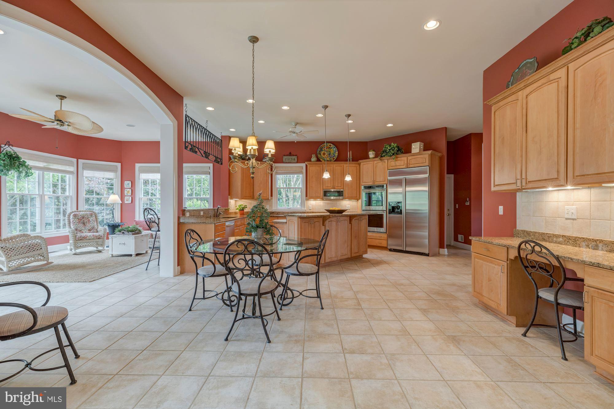 SENECA HIGHLANDS - Residential