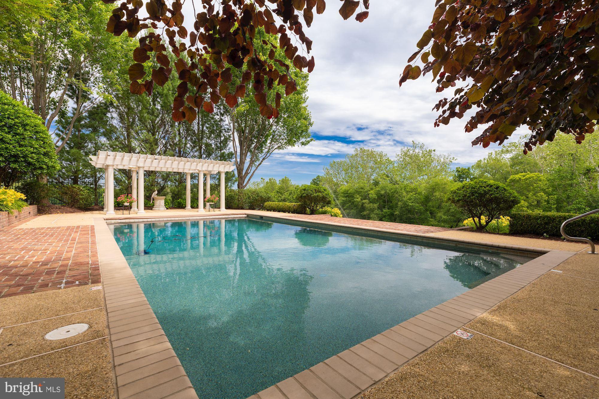 SENECA HIGHLANDS - Residential