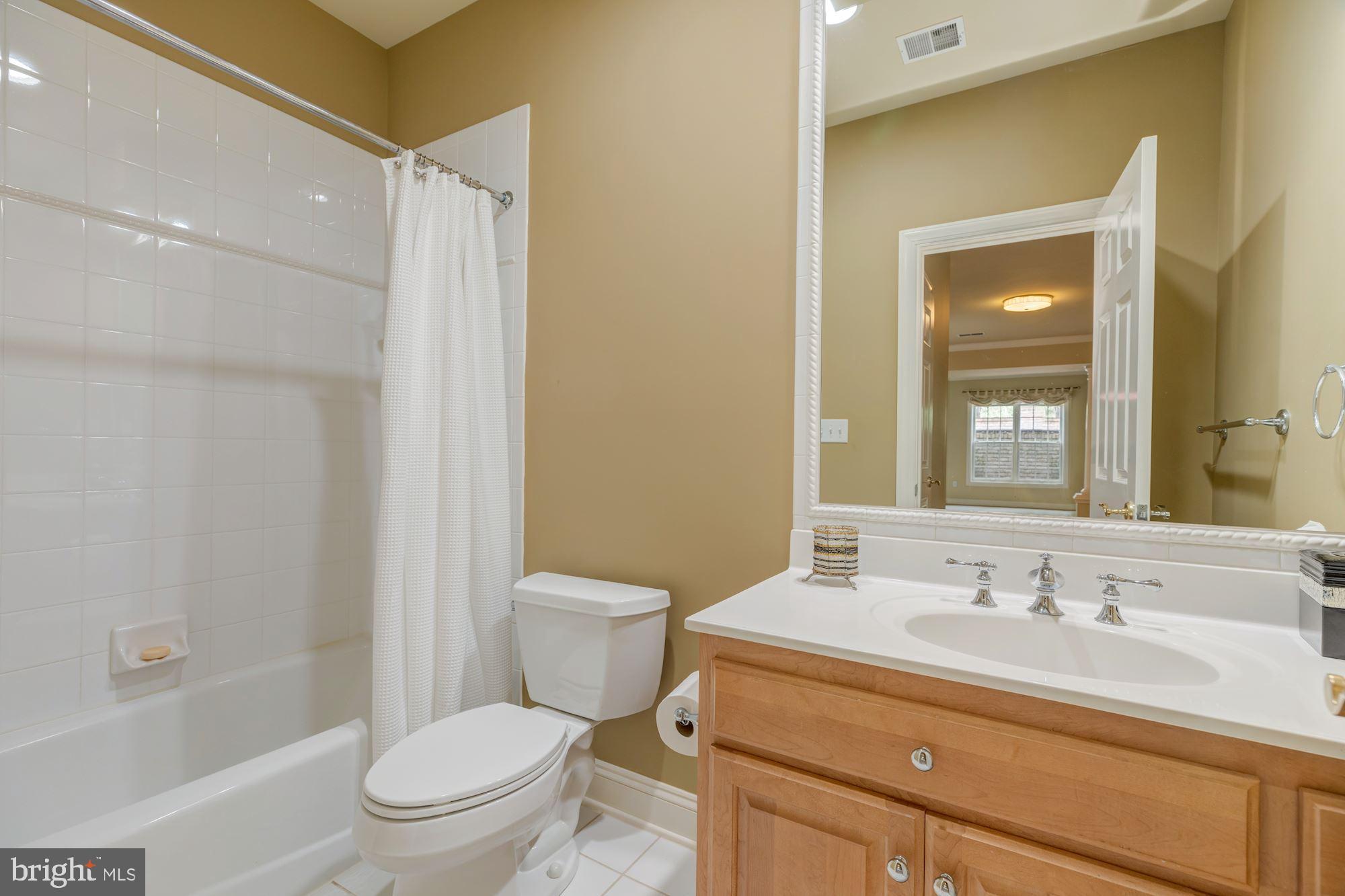 SENECA HIGHLANDS - Residential