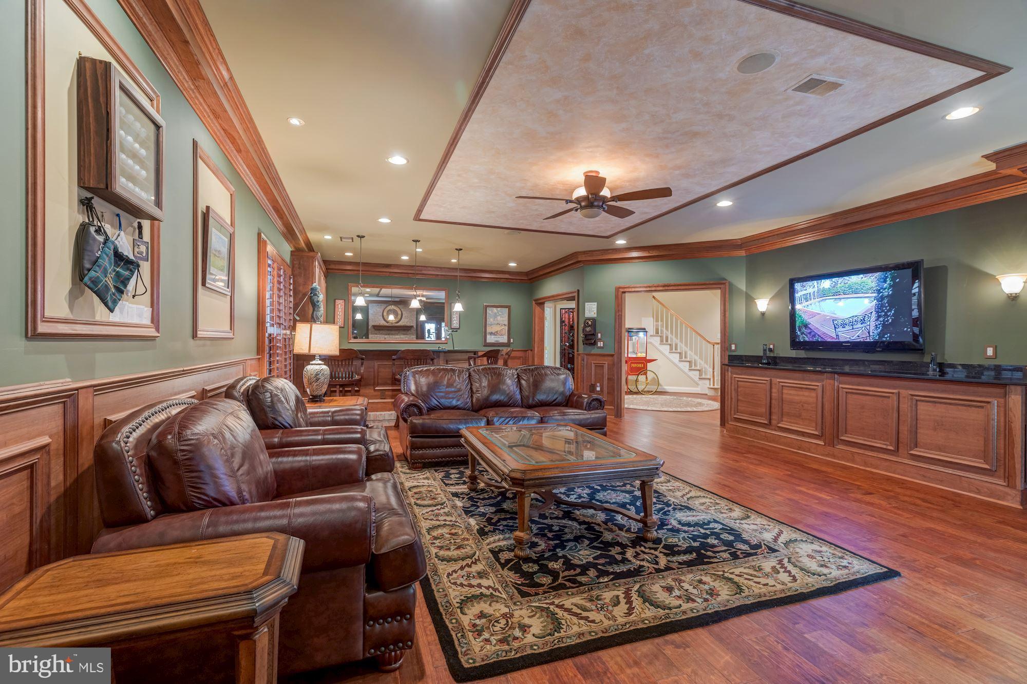 SENECA HIGHLANDS - Residential