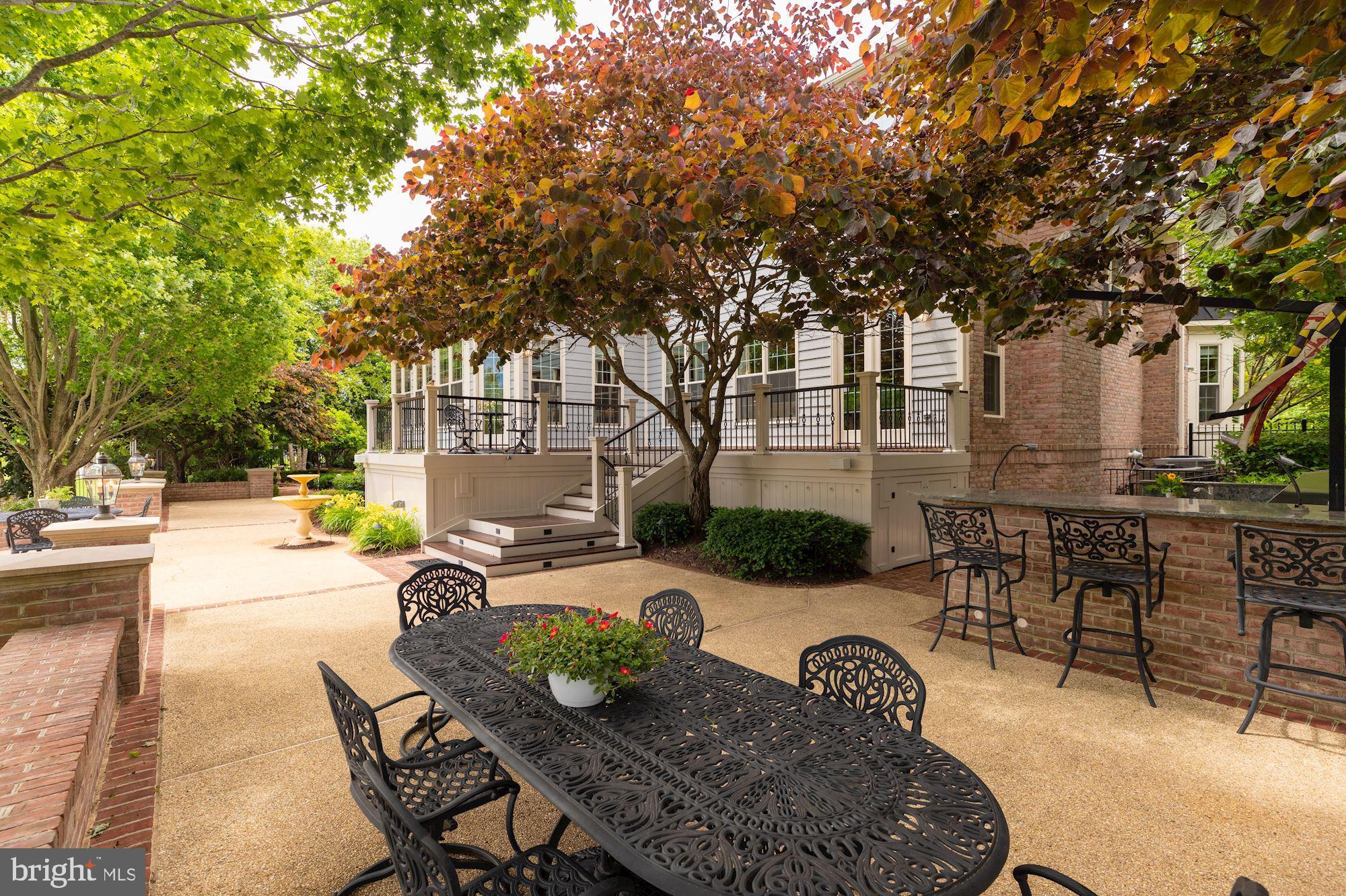 SENECA HIGHLANDS - Residential