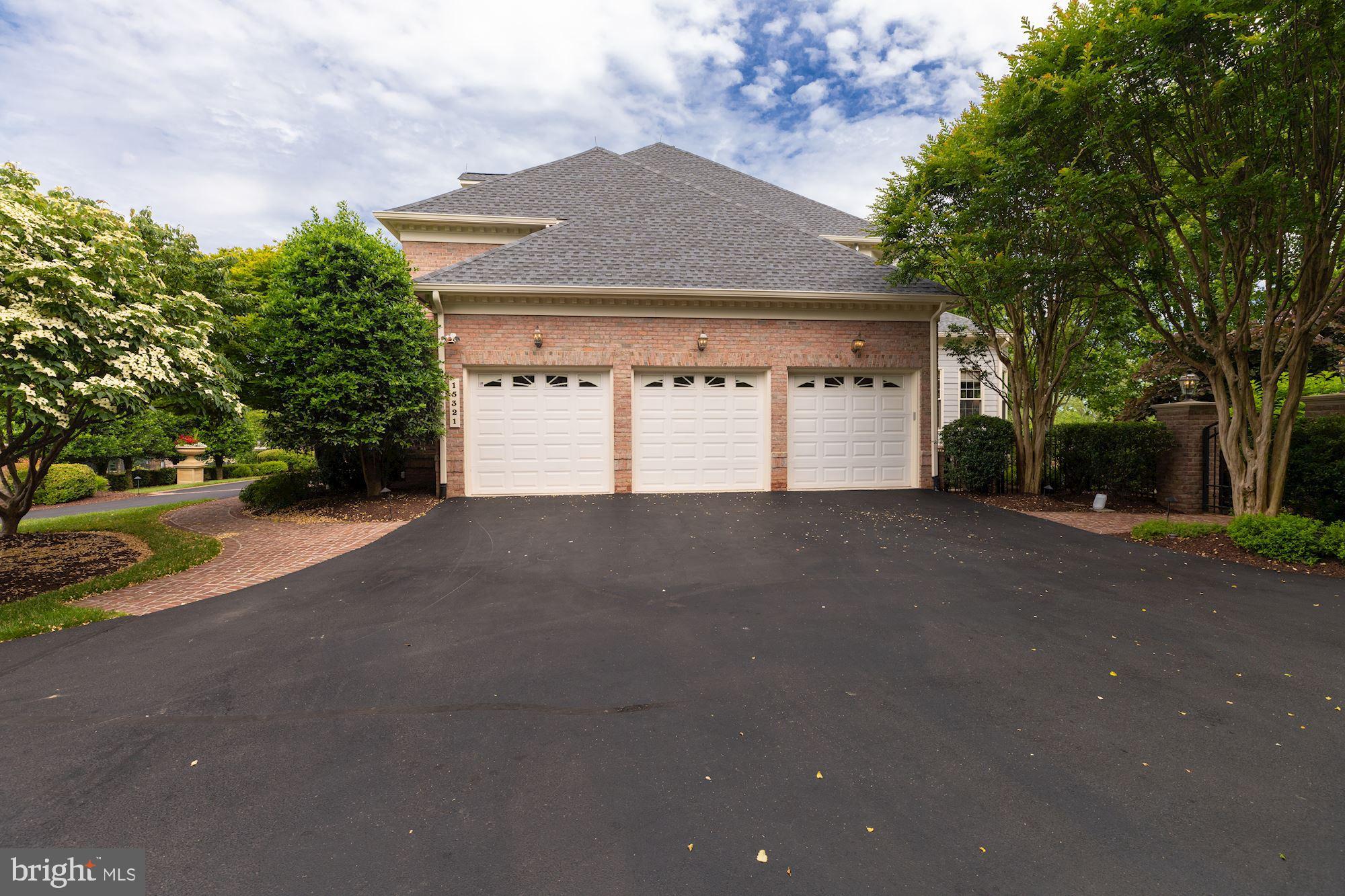 SENECA HIGHLANDS - Residential