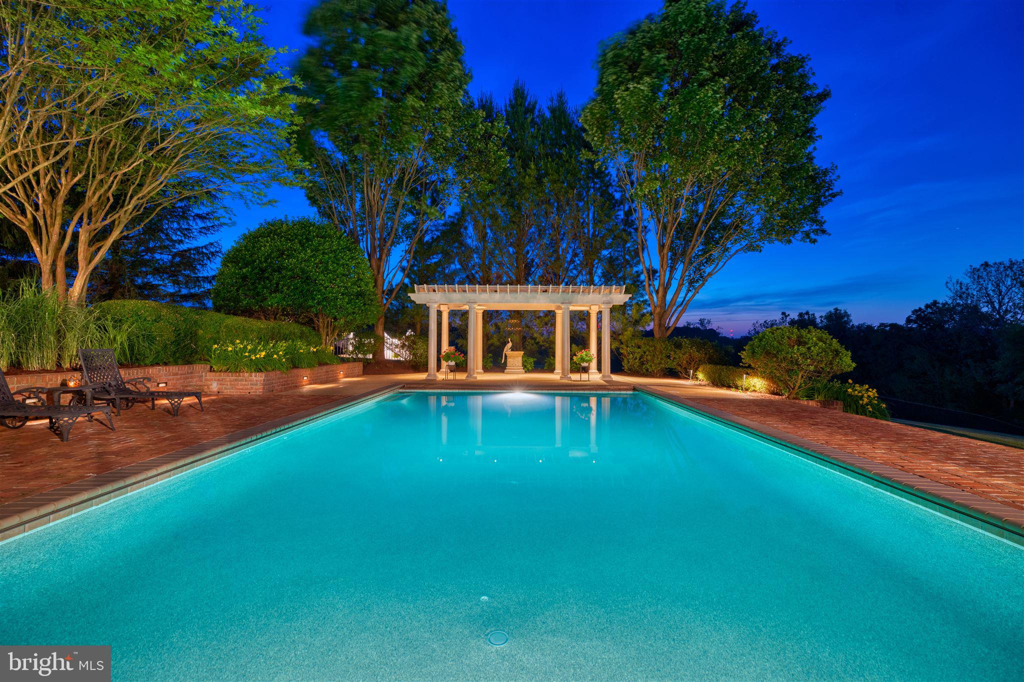 SENECA HIGHLANDS - Residential