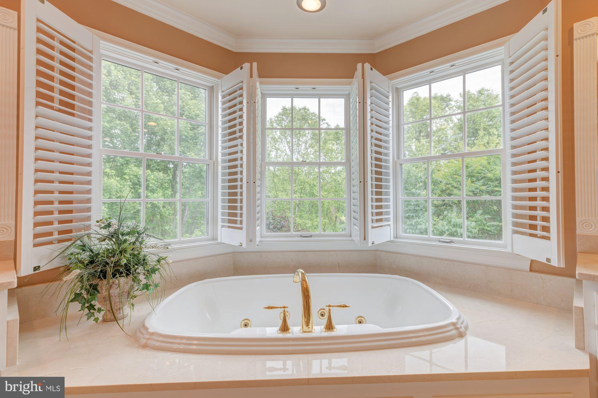 SENECA HIGHLANDS - Residential