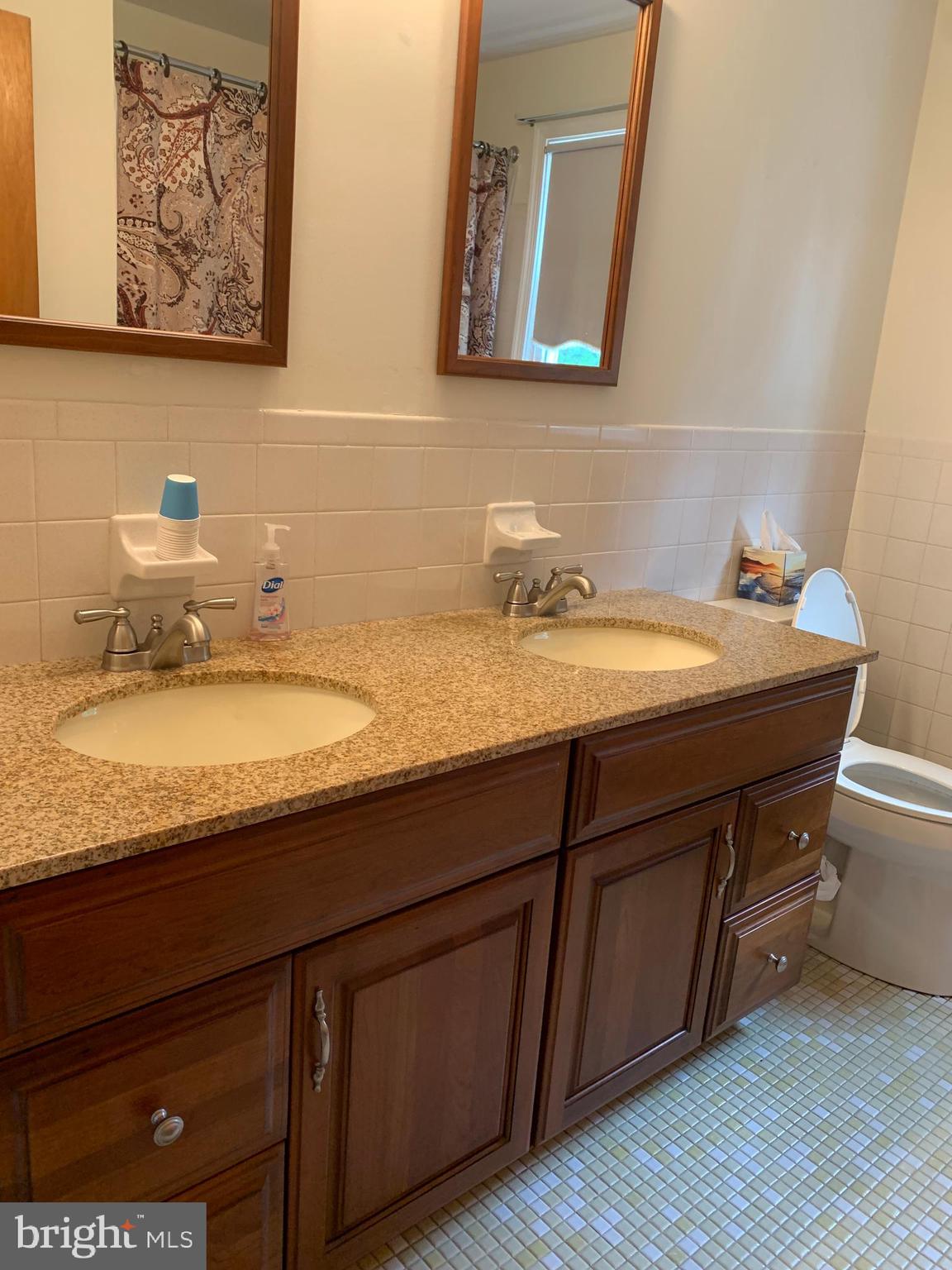 HEDGEROW WOODS - Residential