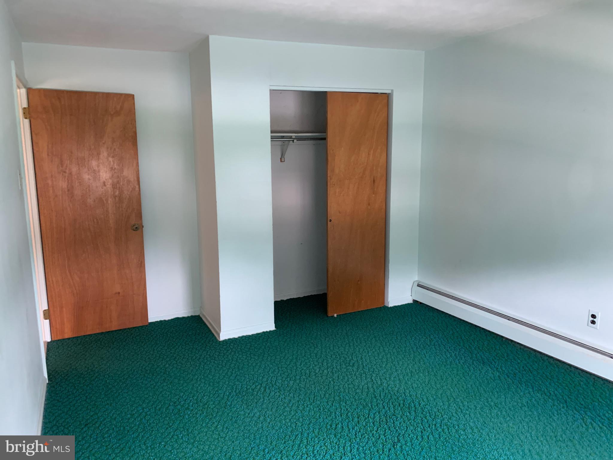 HEDGEROW WOODS - Residential