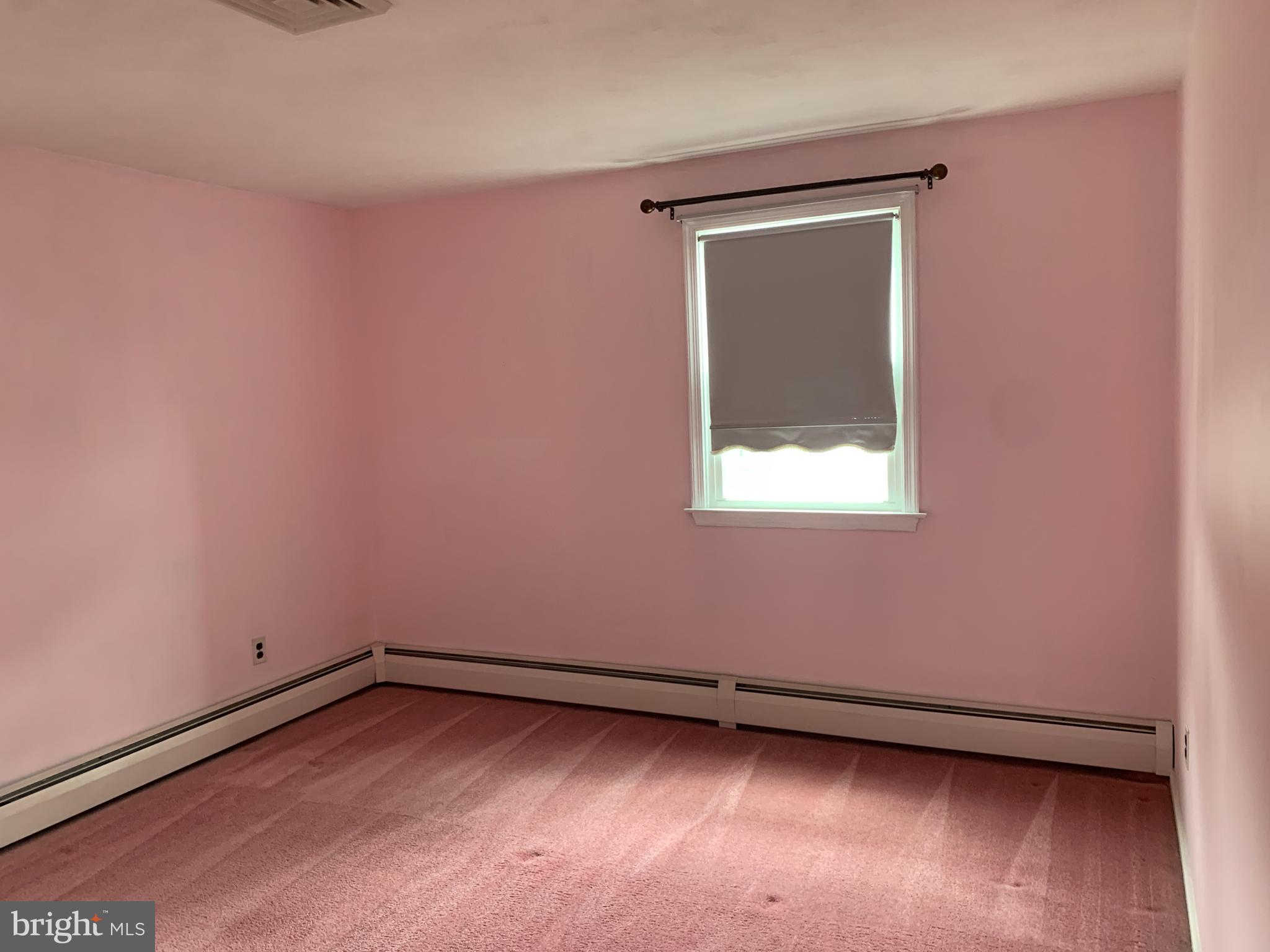 HEDGEROW WOODS - Residential