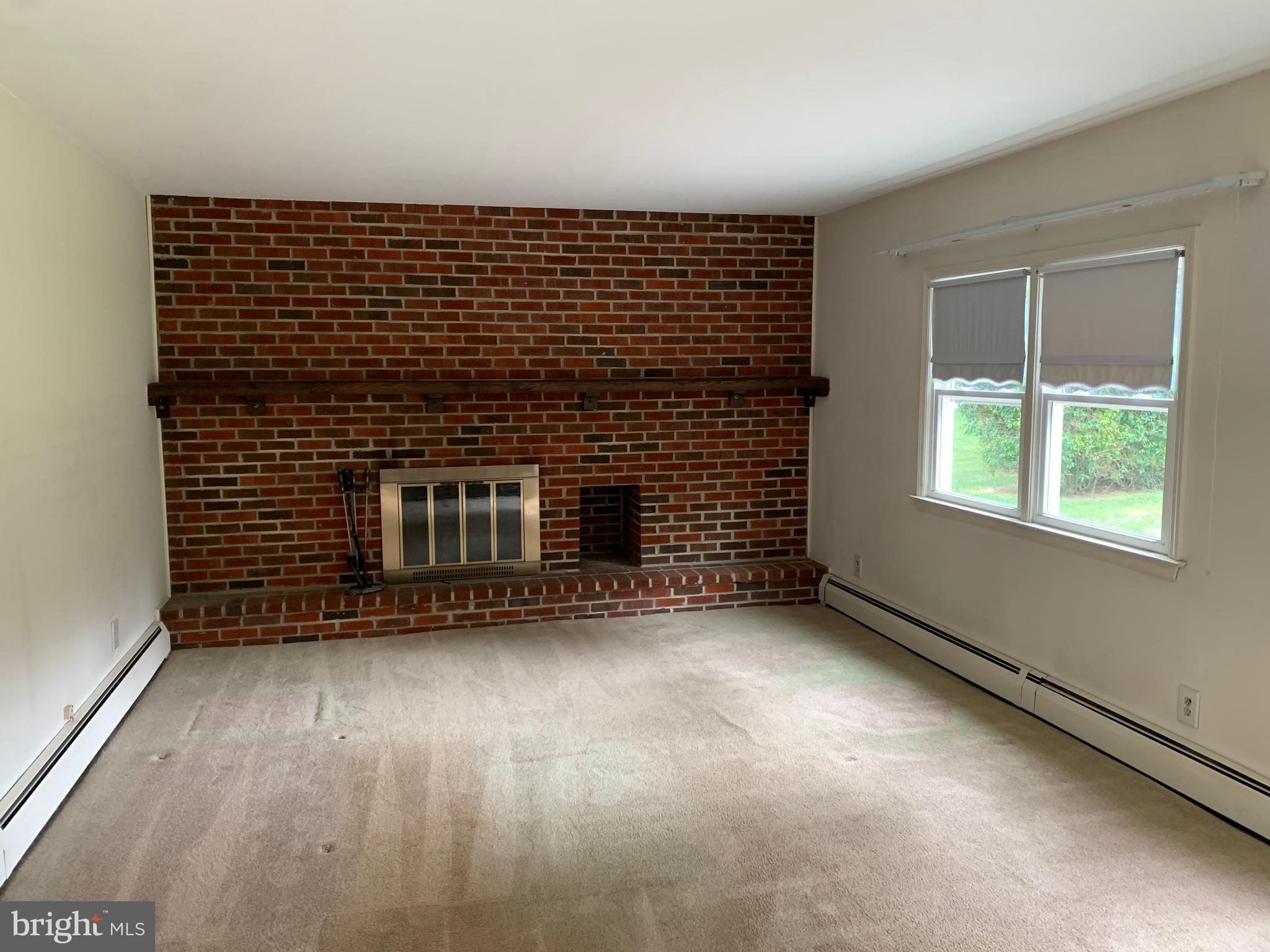 HEDGEROW WOODS - Residential