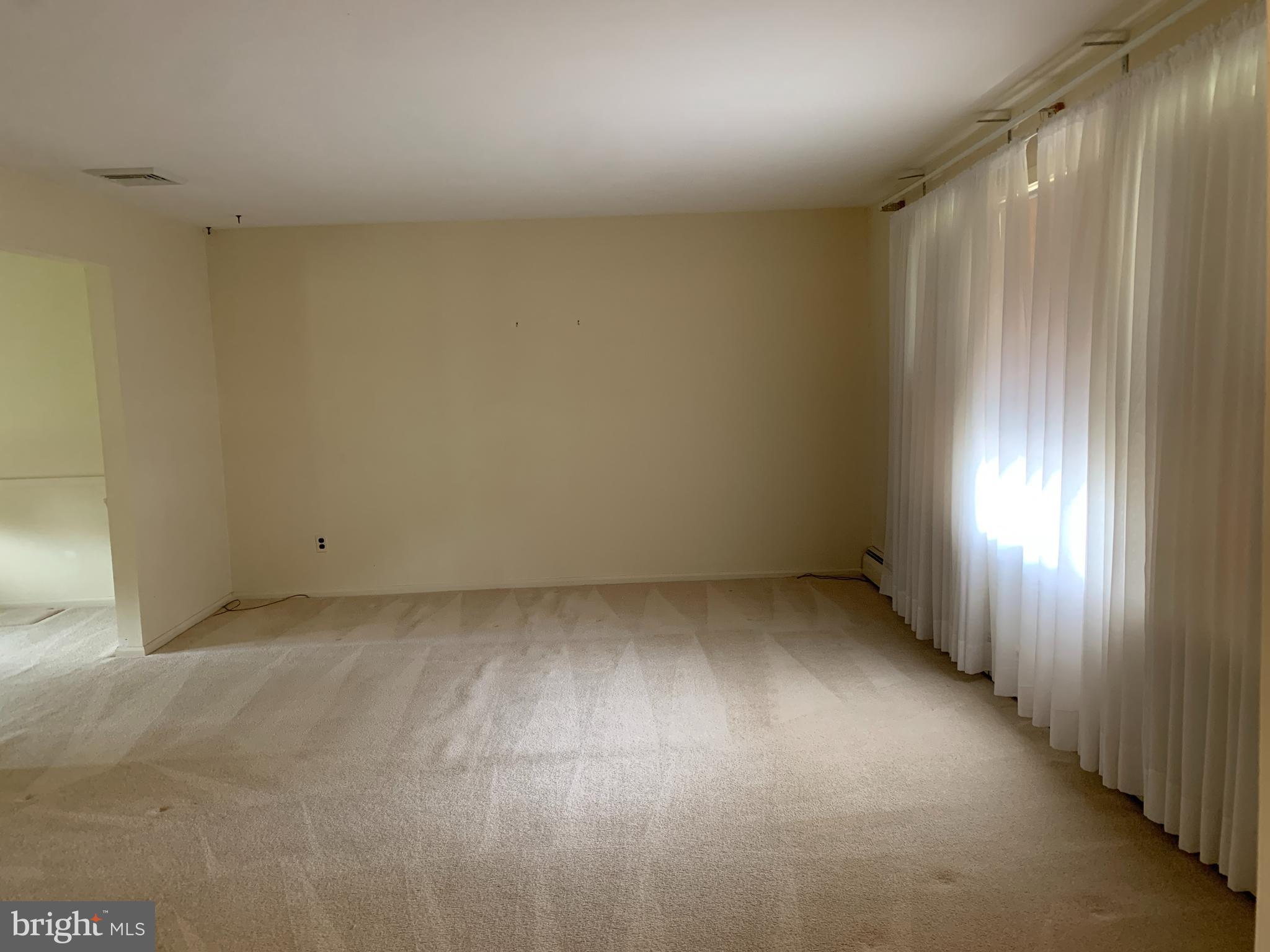 HEDGEROW WOODS - Residential