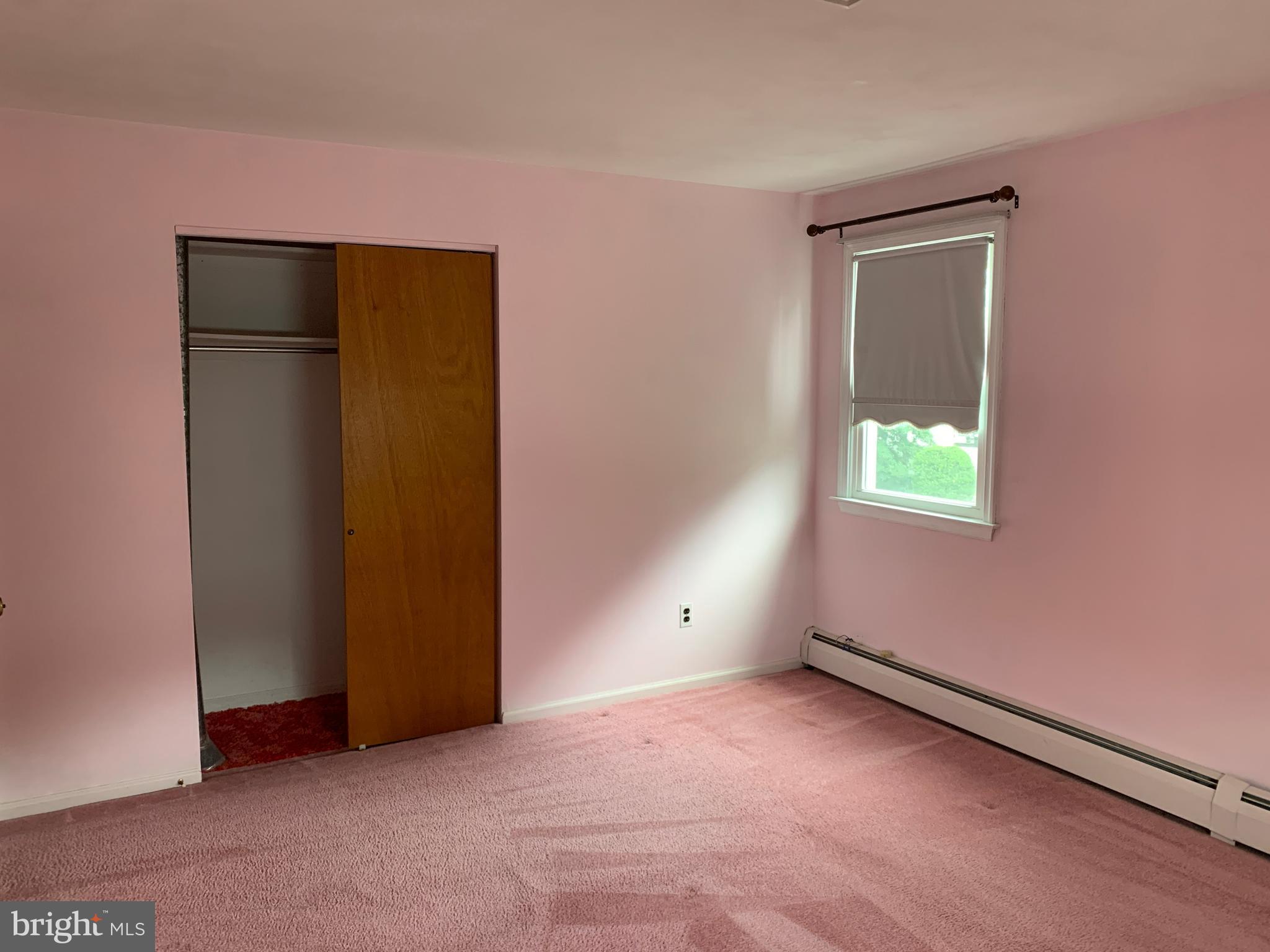 HEDGEROW WOODS - Residential