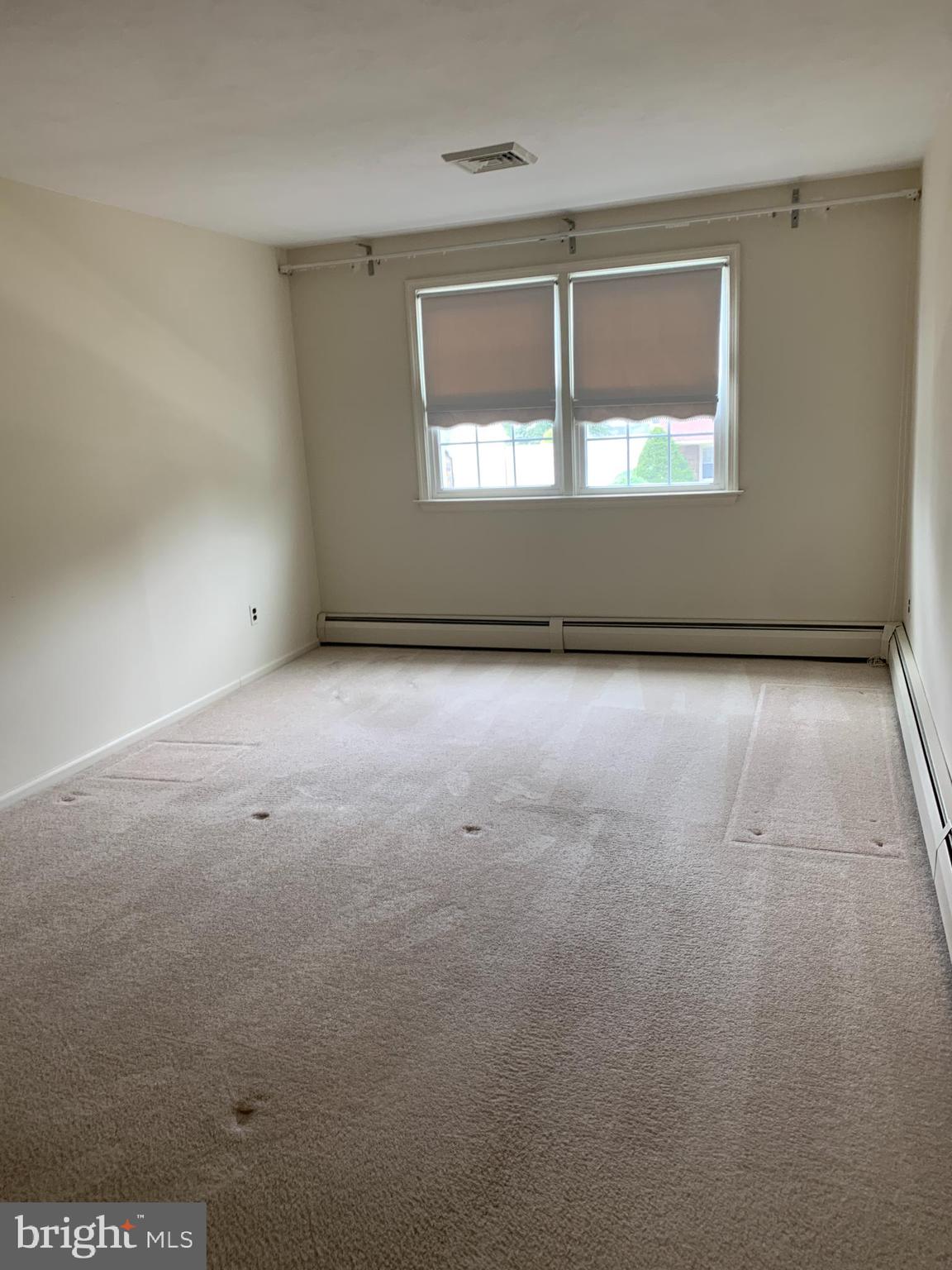 HEDGEROW WOODS - Residential