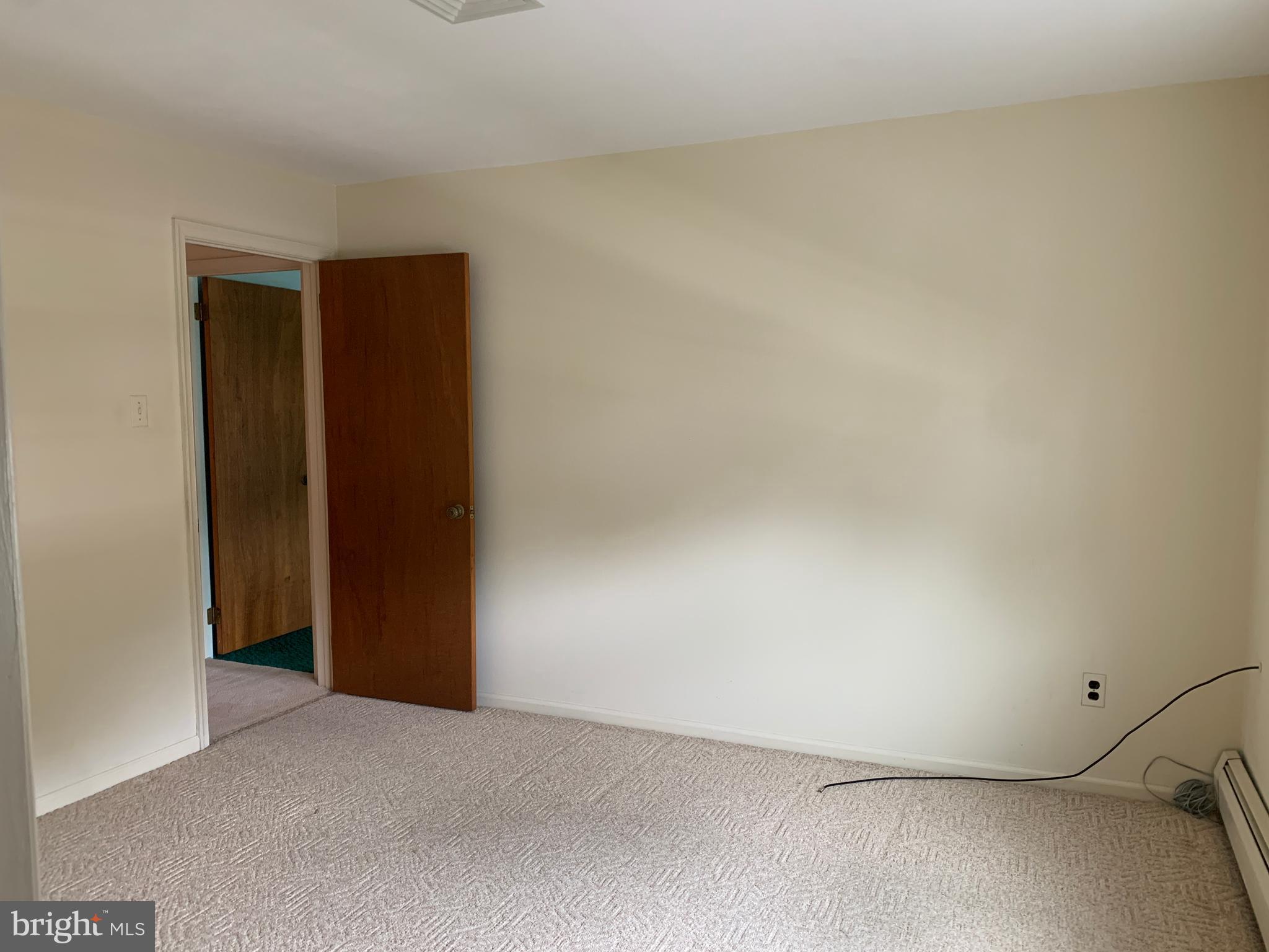 HEDGEROW WOODS - Residential