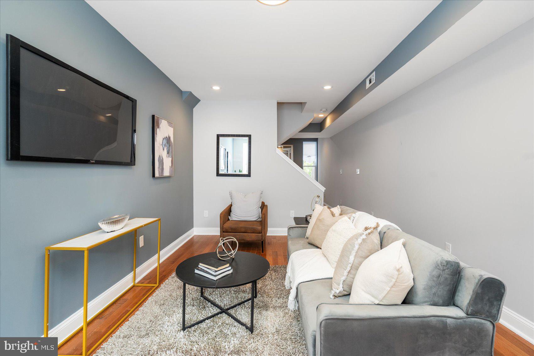 BARCLAY - Residential