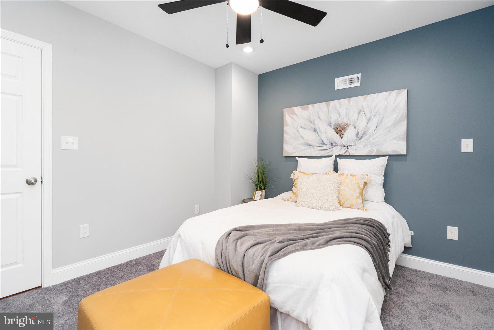 BARCLAY - Residential