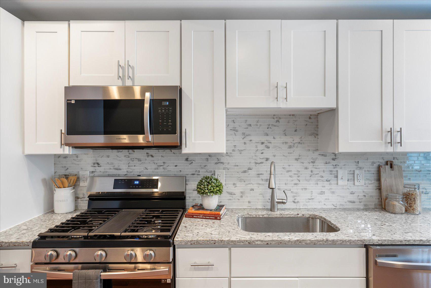 BARCLAY - Residential