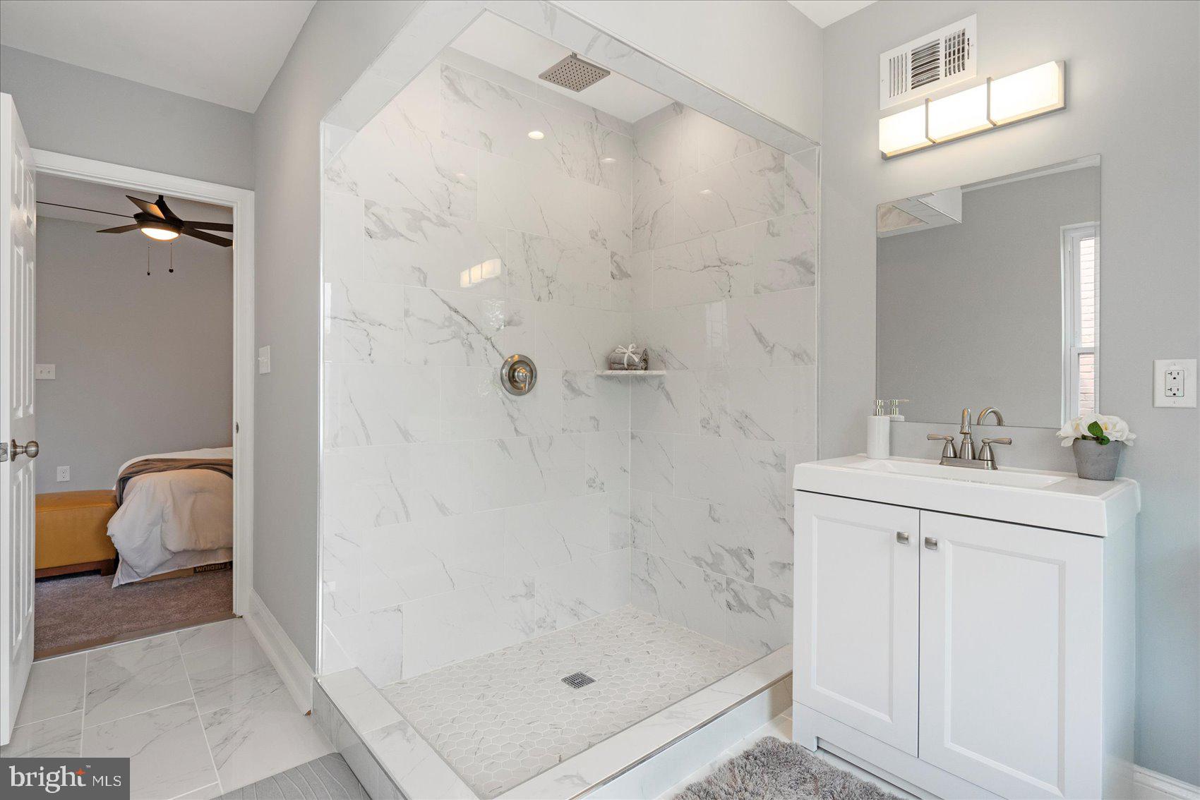 BARCLAY - Residential