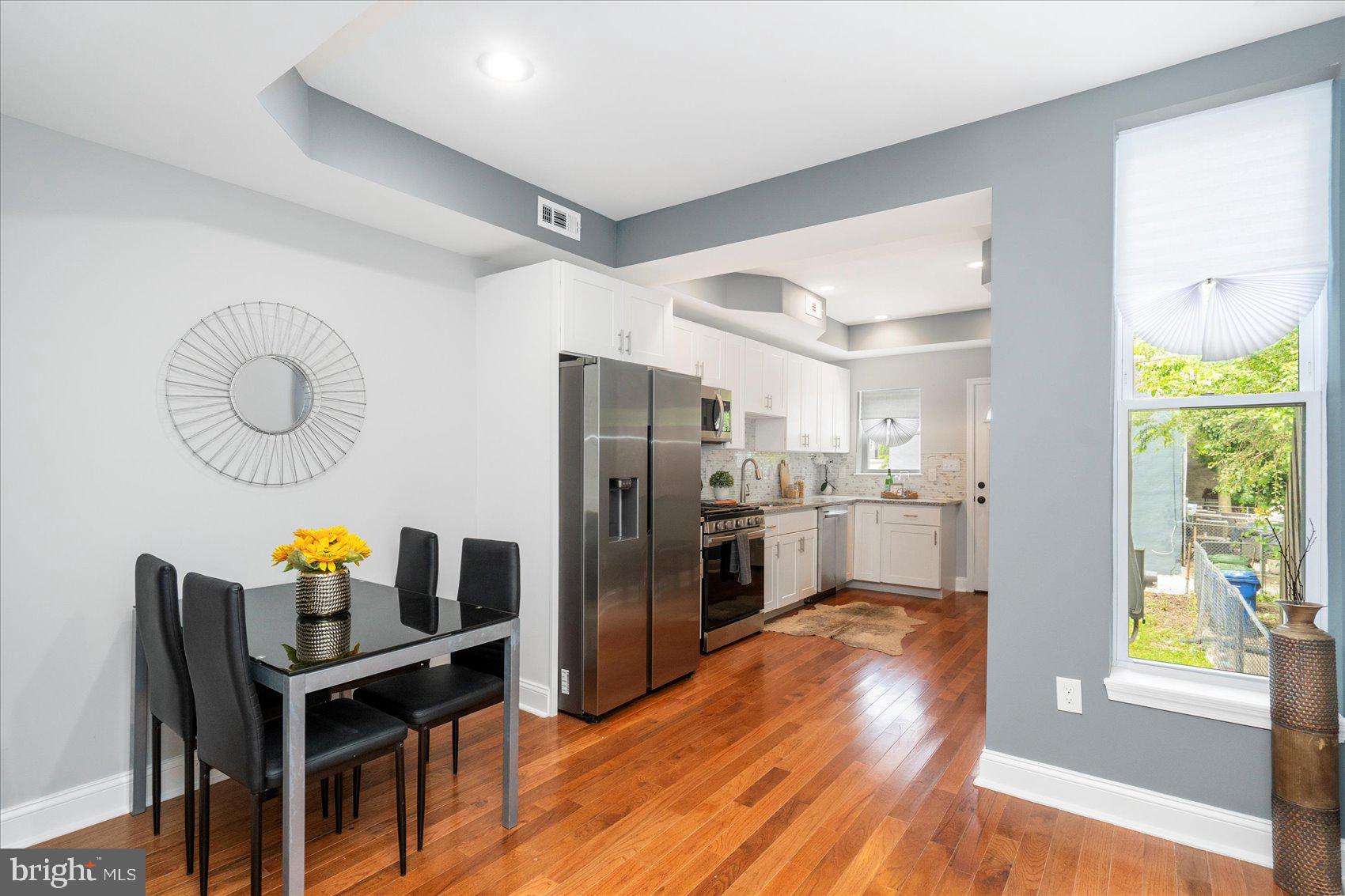 BARCLAY - Residential
