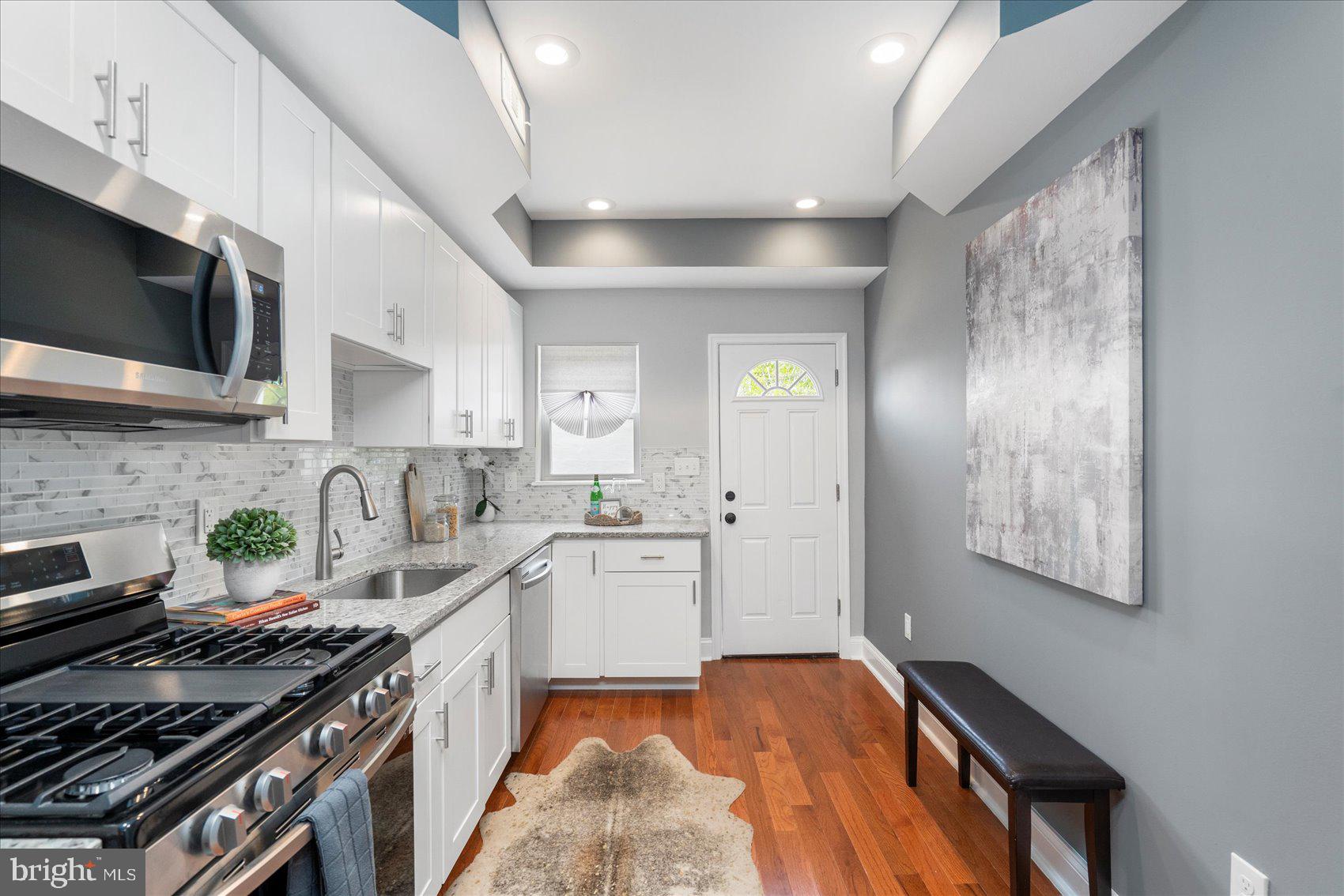 BARCLAY - Residential