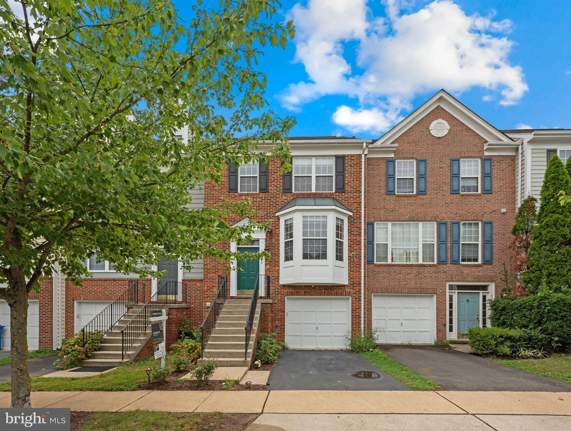 43019 Beachall Street, Chantilly, VA 20152