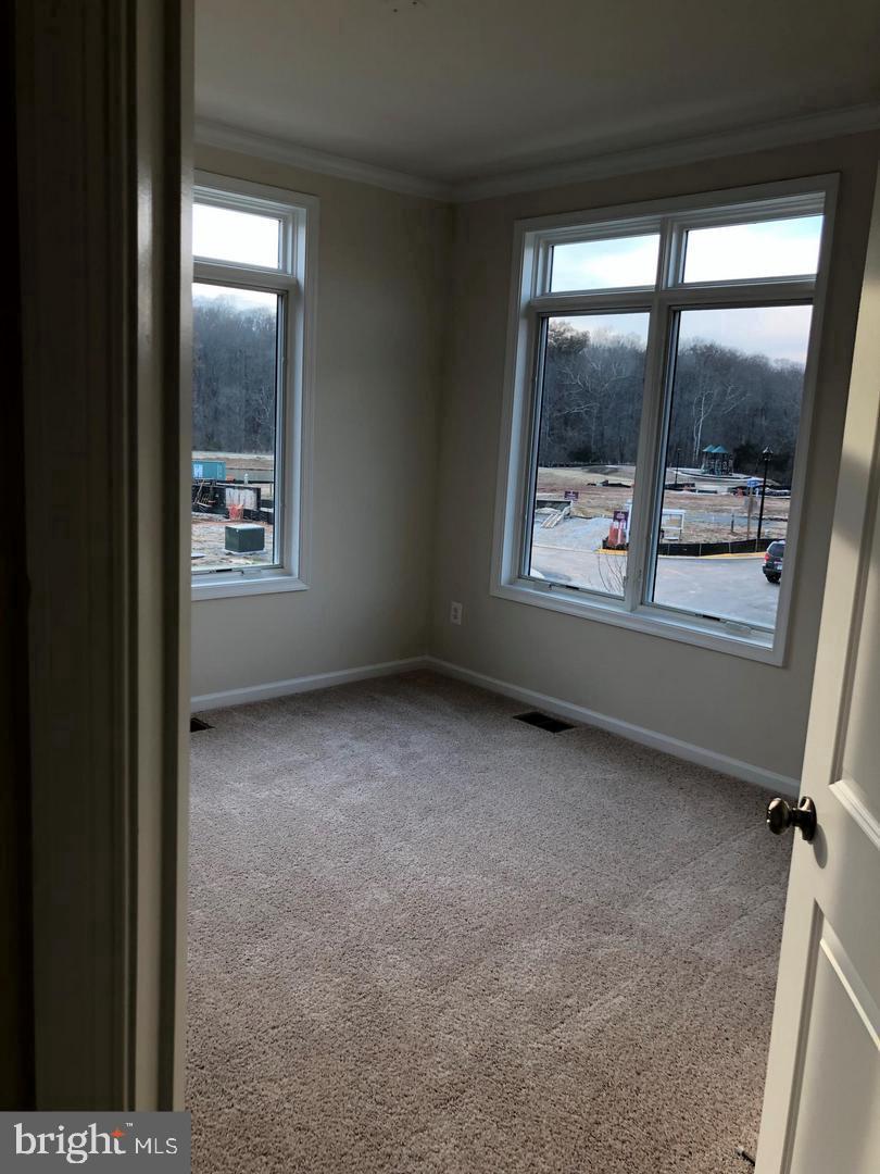 LOFTS AT VILLAGE WALK - Residential