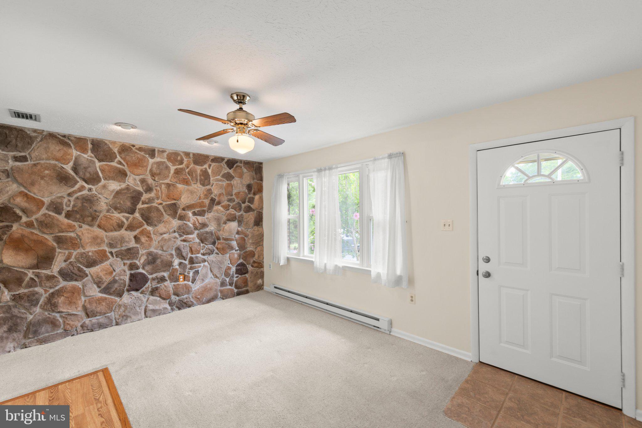 111 HUNTCREST CIRCLE