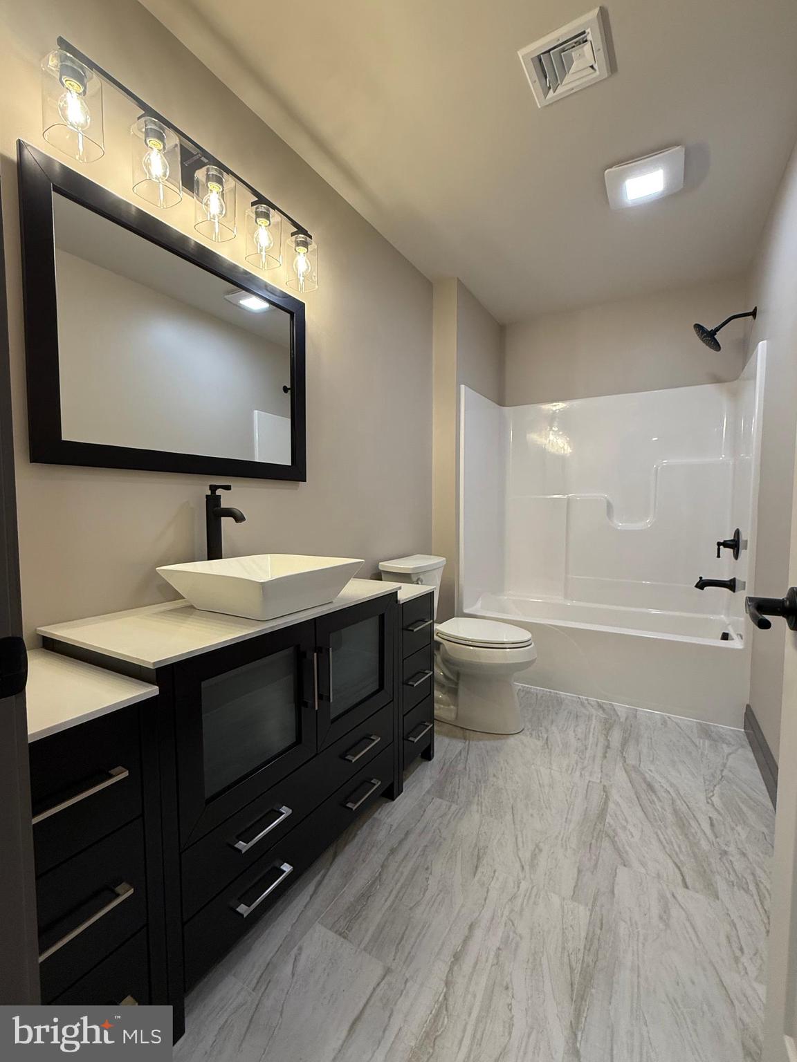 RIVER BEND - Residential