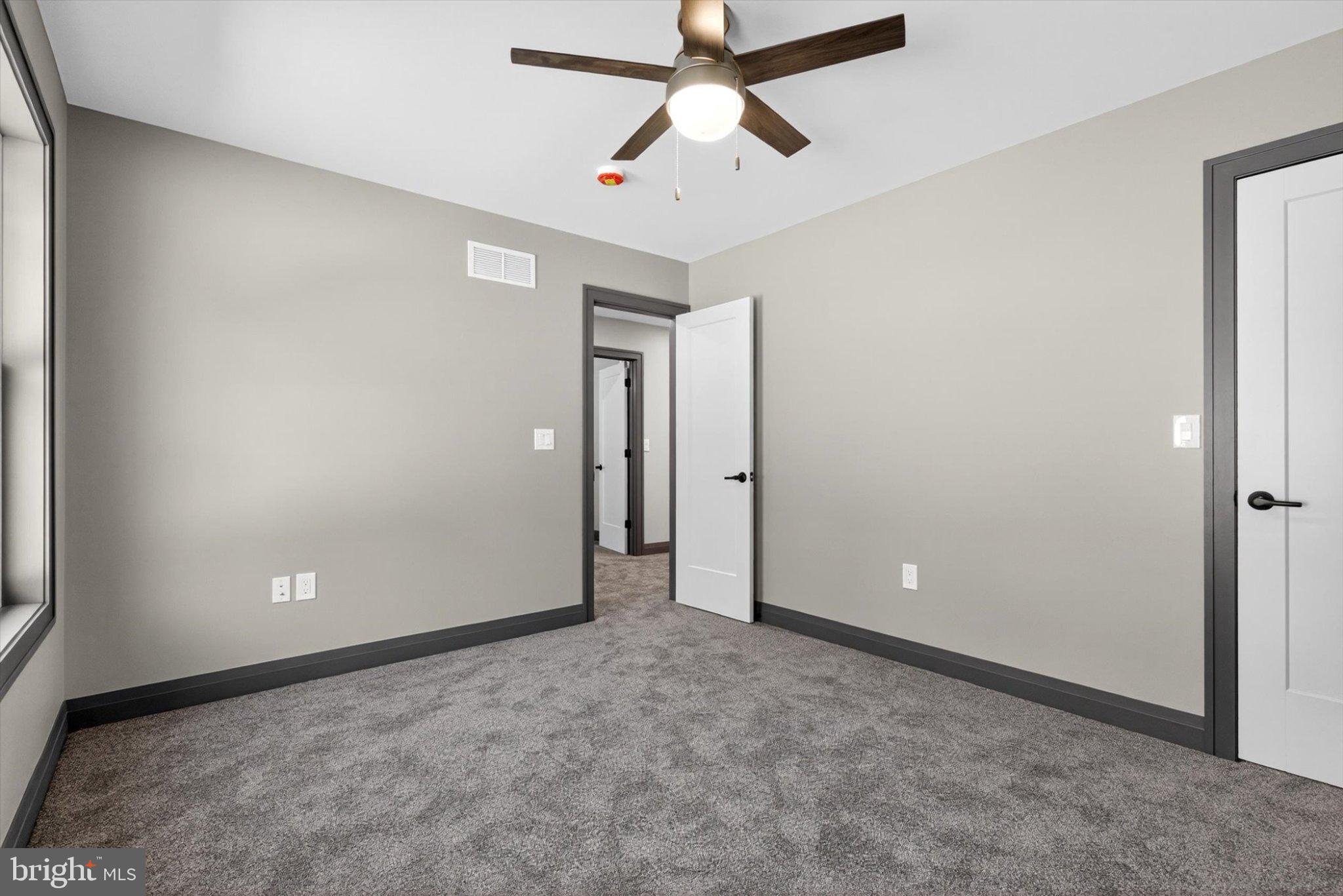 RIVER BEND - Residential