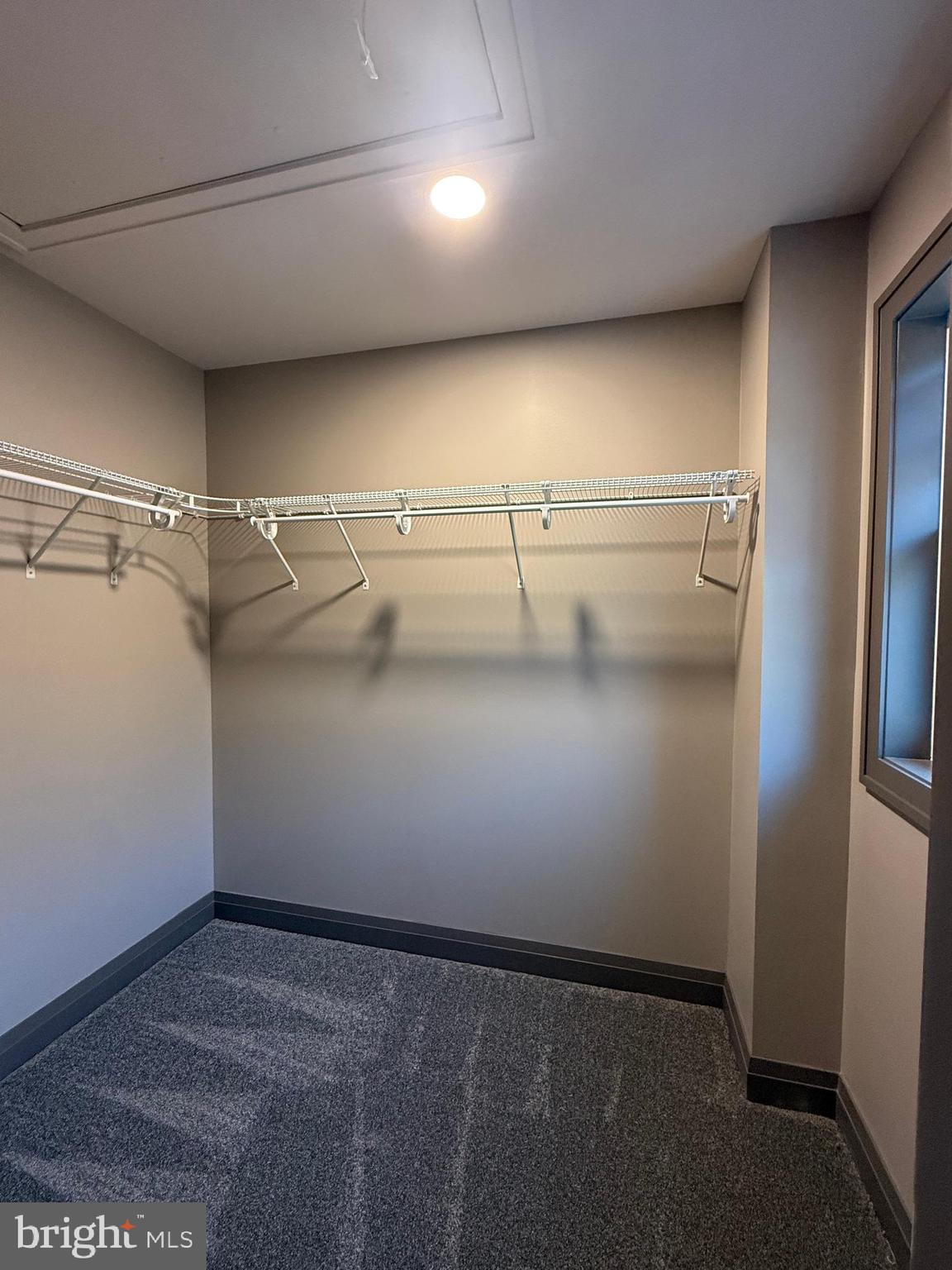 RIVER BEND - Residential