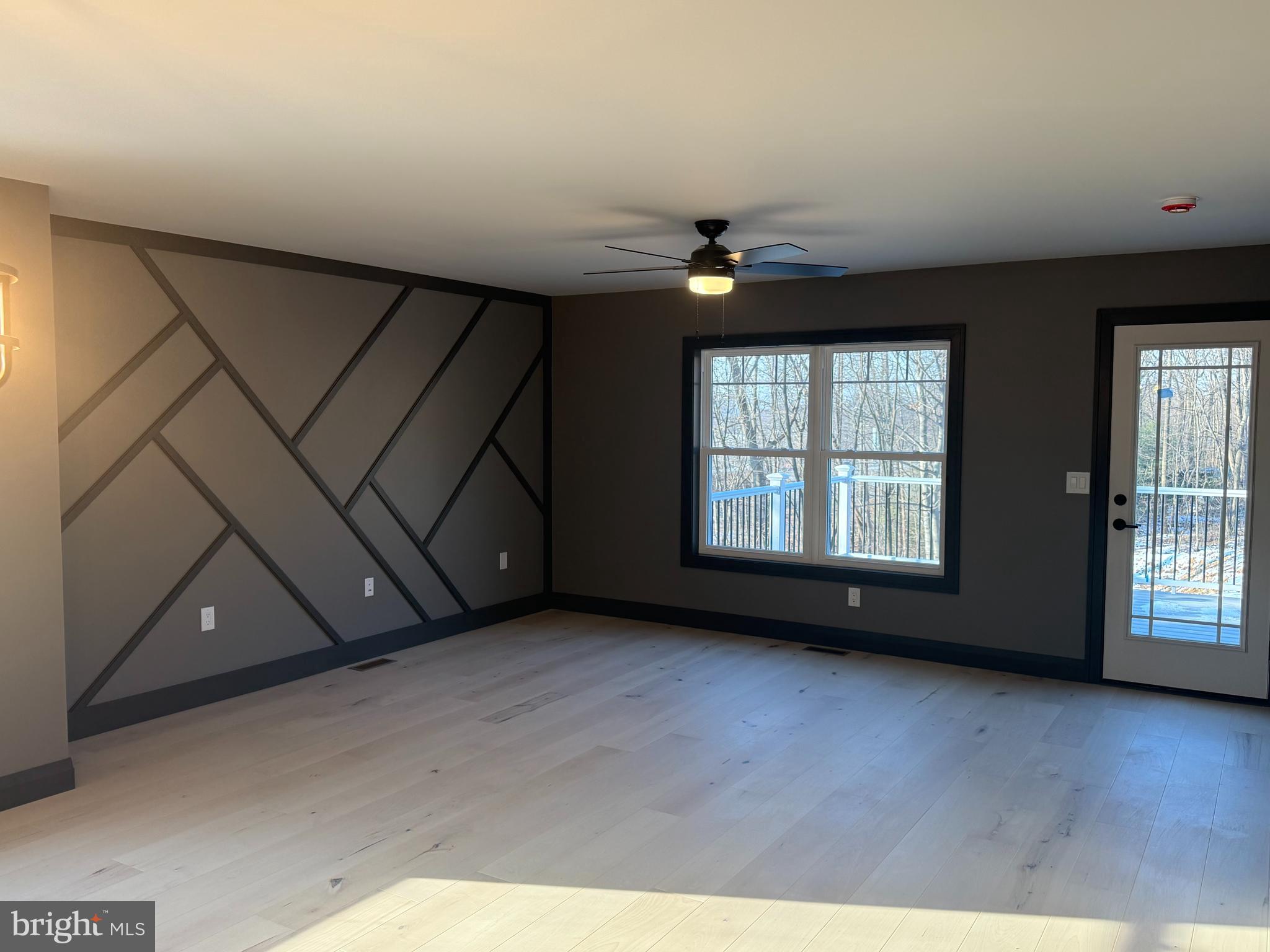 RIVER BEND - Residential