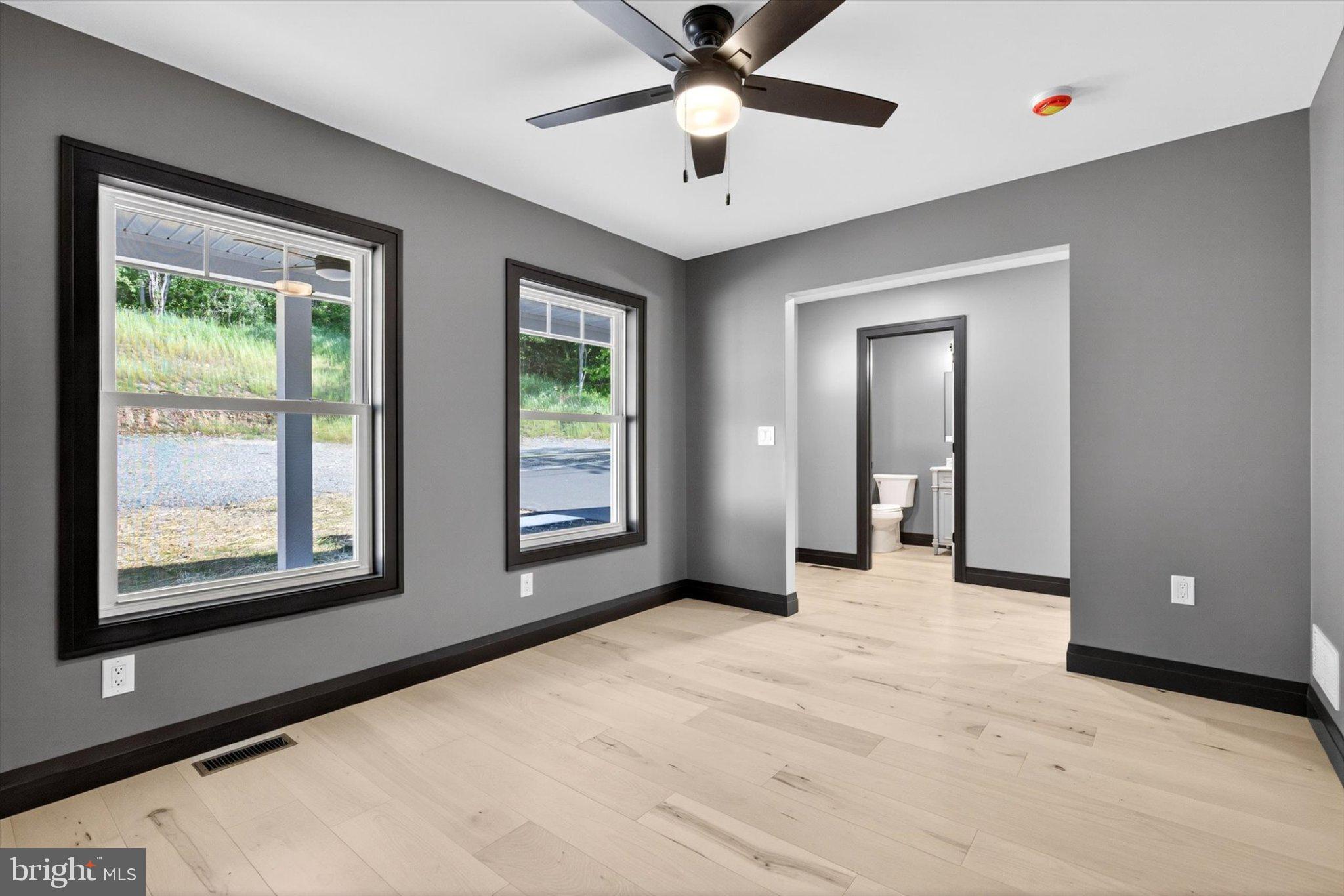 RIVER BEND - Residential