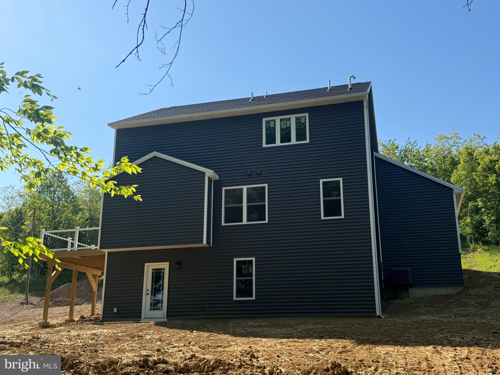 RIVER BEND - Residential