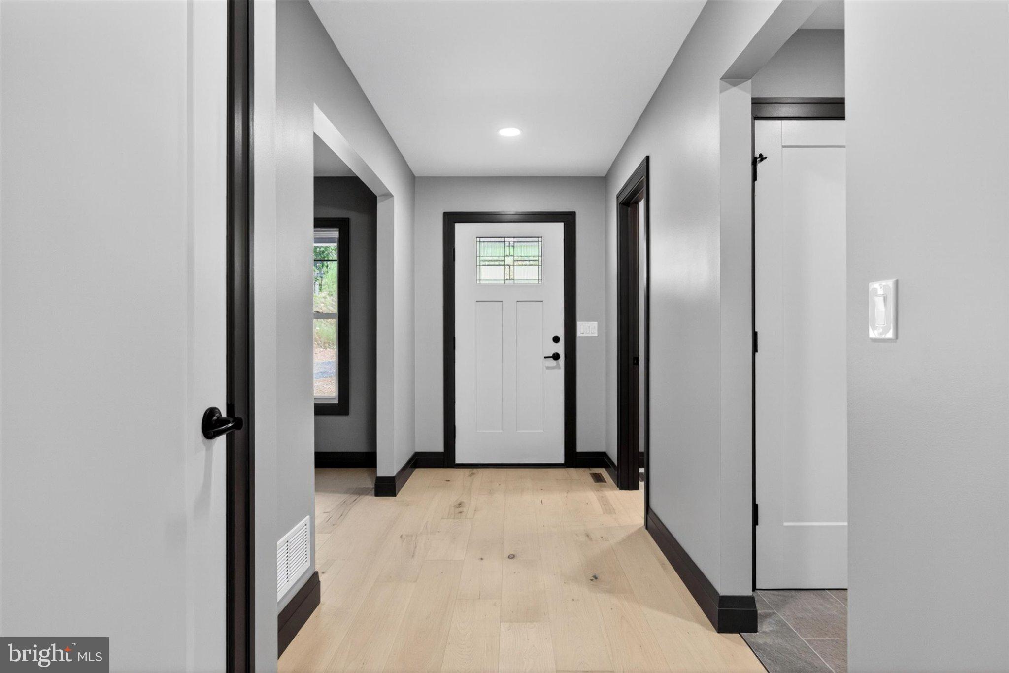 RIVER BEND - Residential