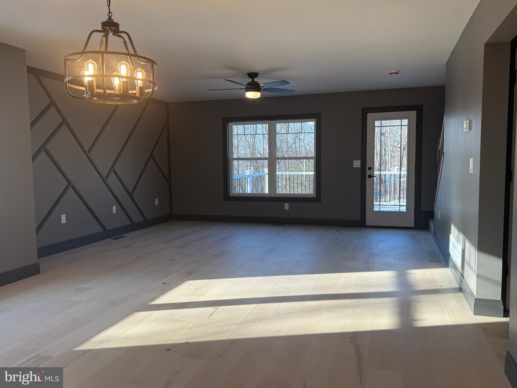 RIVER BEND - Residential