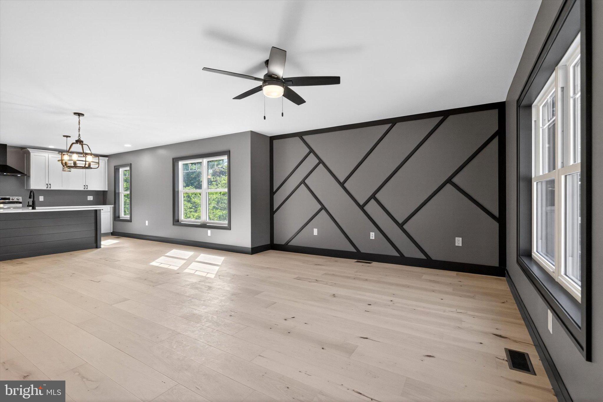 RIVER BEND - Residential