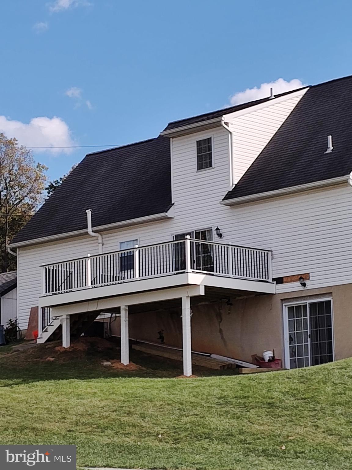 TOWNS EDGE - Residential