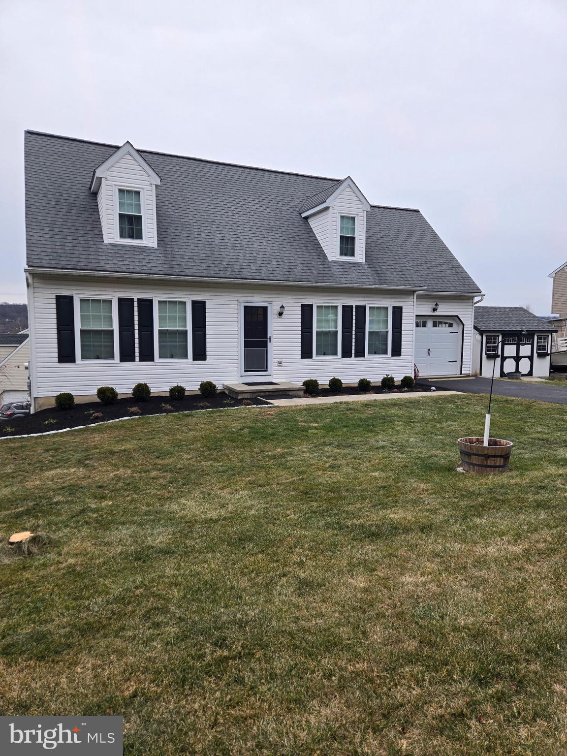 TOWNS EDGE - Residential