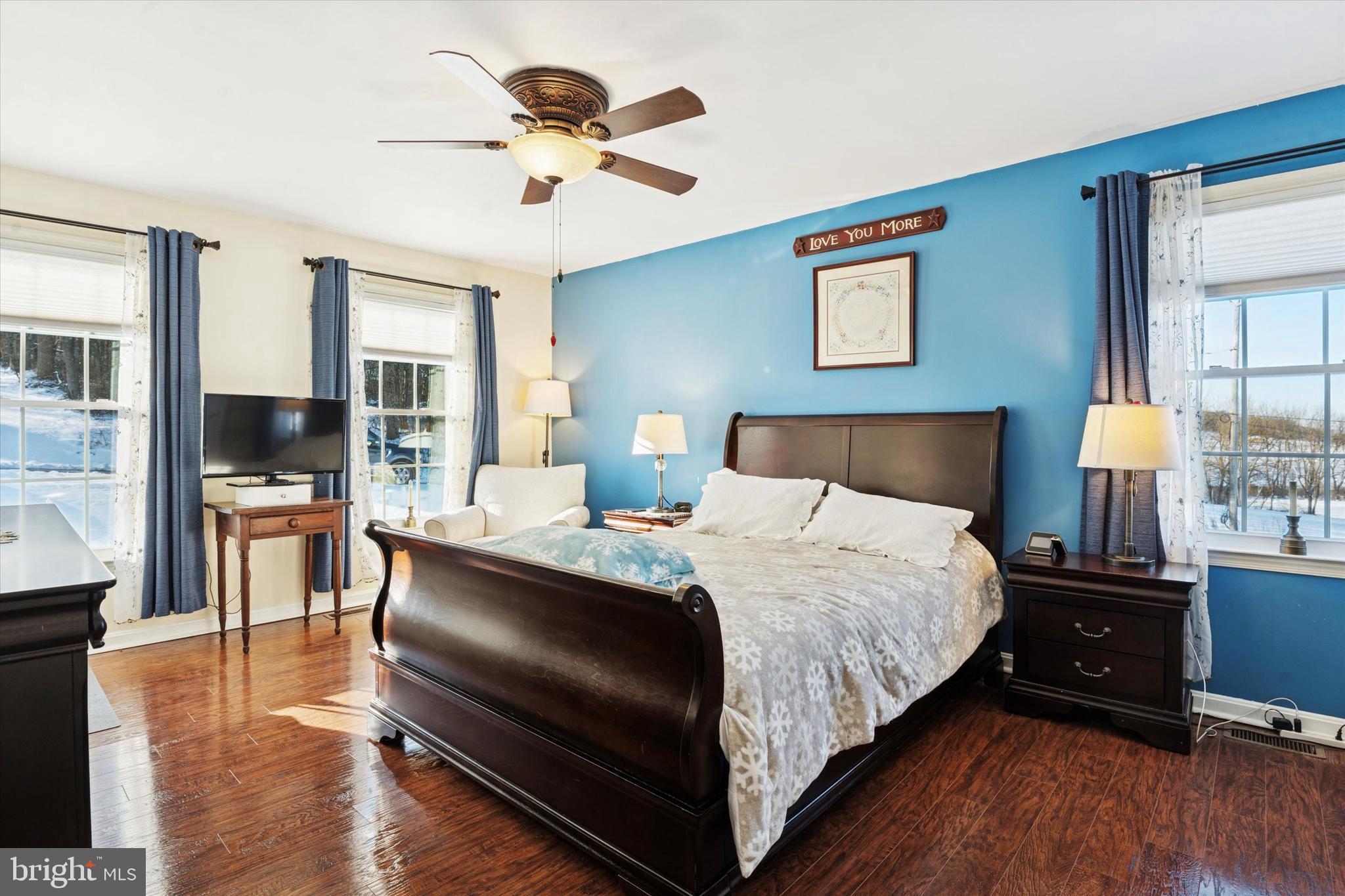 TOWNS EDGE - Residential