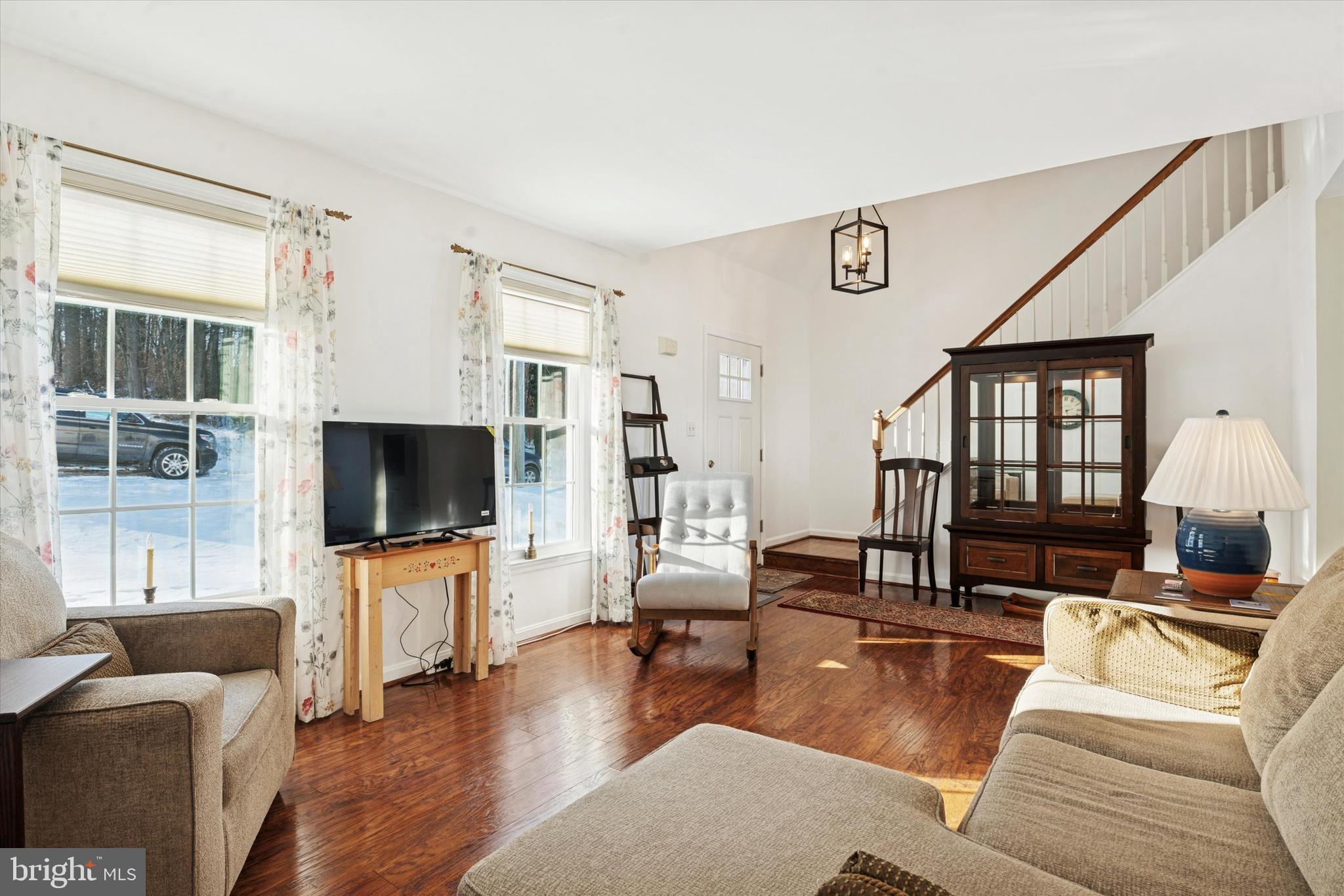 TOWNS EDGE - Residential