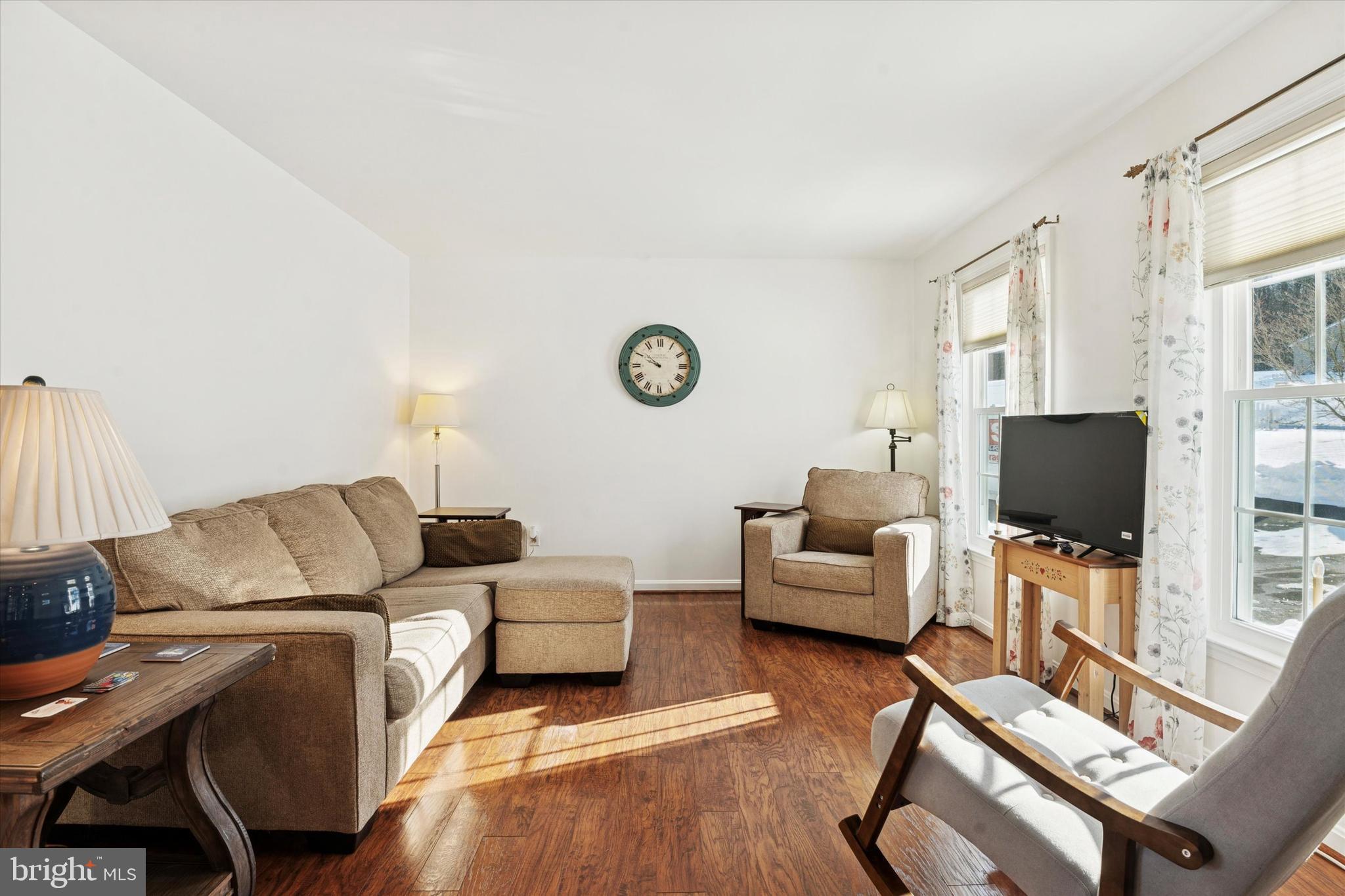 TOWNS EDGE - Residential