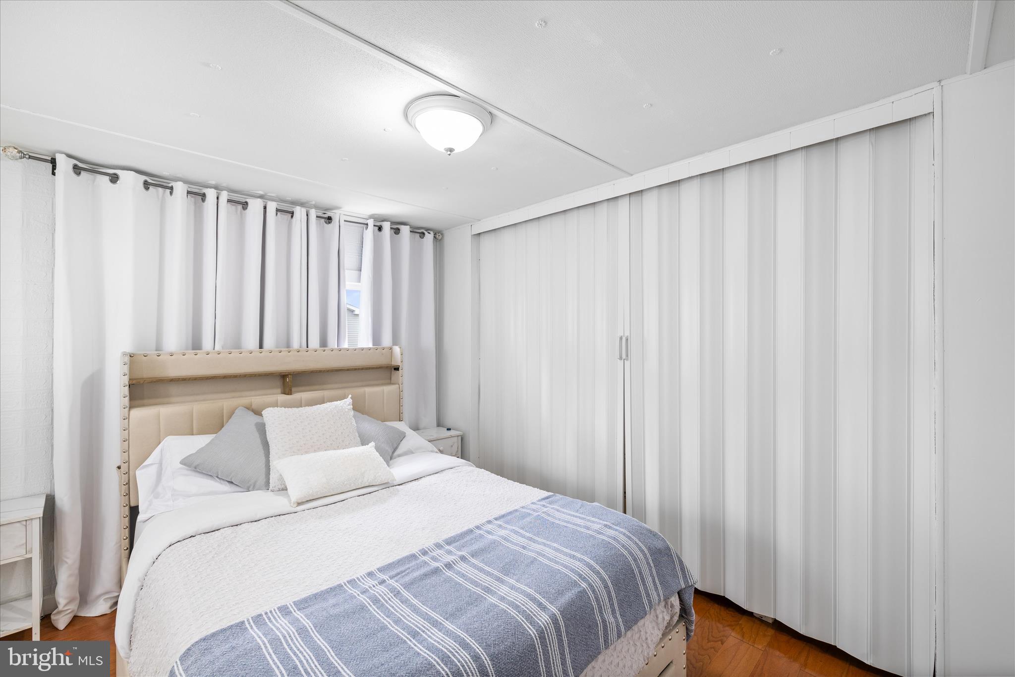 COLONIAL EAST MHP - Residential